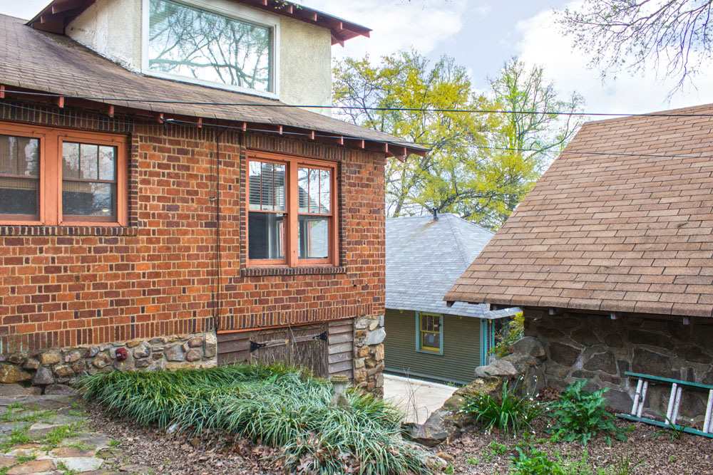 EAST PULASKI HGTS - Residential