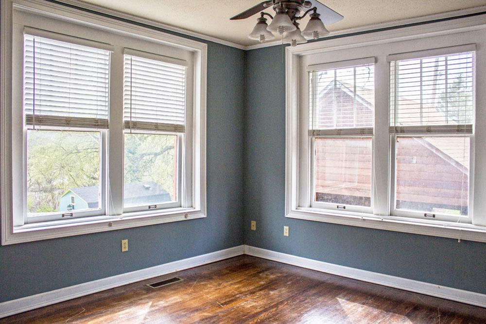 EAST PULASKI HGTS - Residential