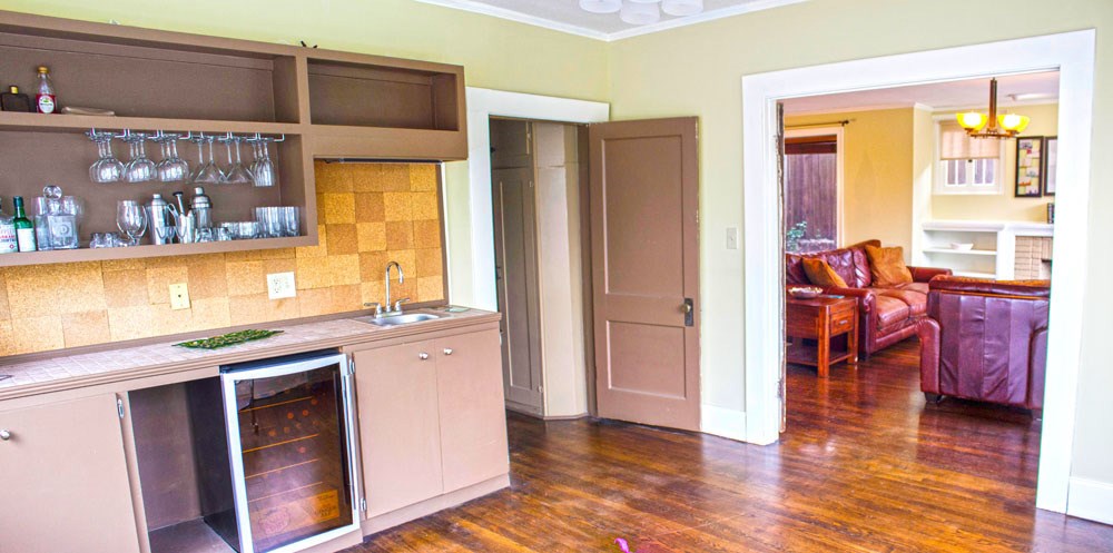 EAST PULASKI HGTS - Residential