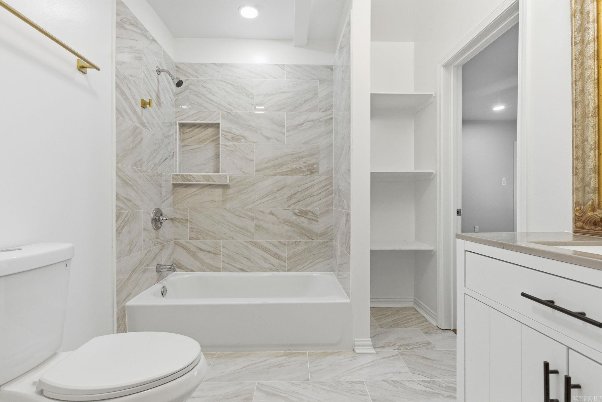 WALTHOUR & FLAKE ADDN - Residential