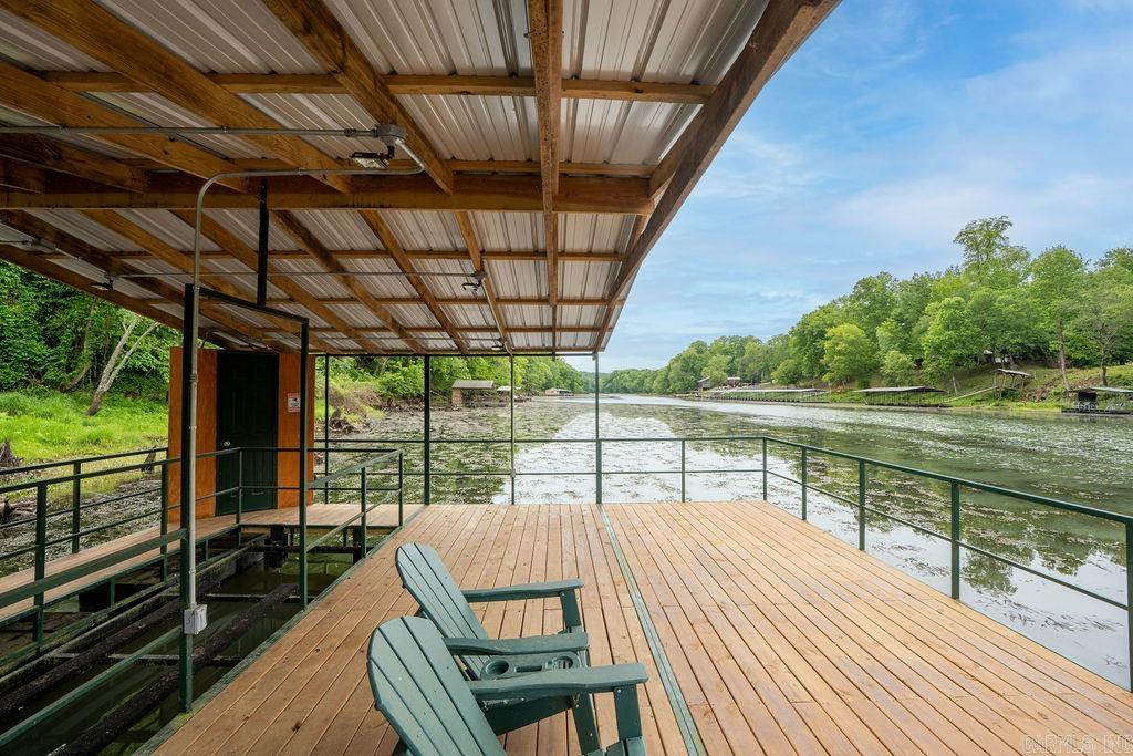 RIVER FRONT - RIVER - Residential