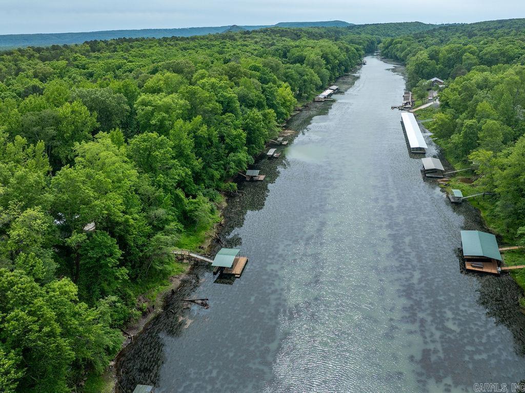 RIVER FRONT - RIVER - Residential