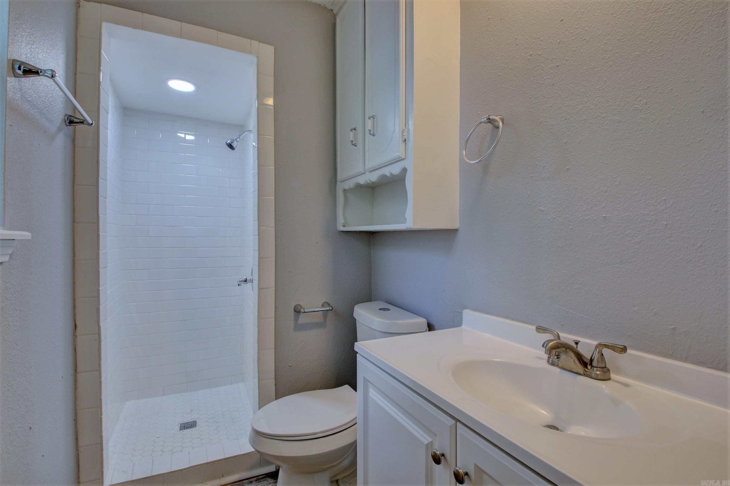 STONELEDGE TO COOK MTN VIL - Residential