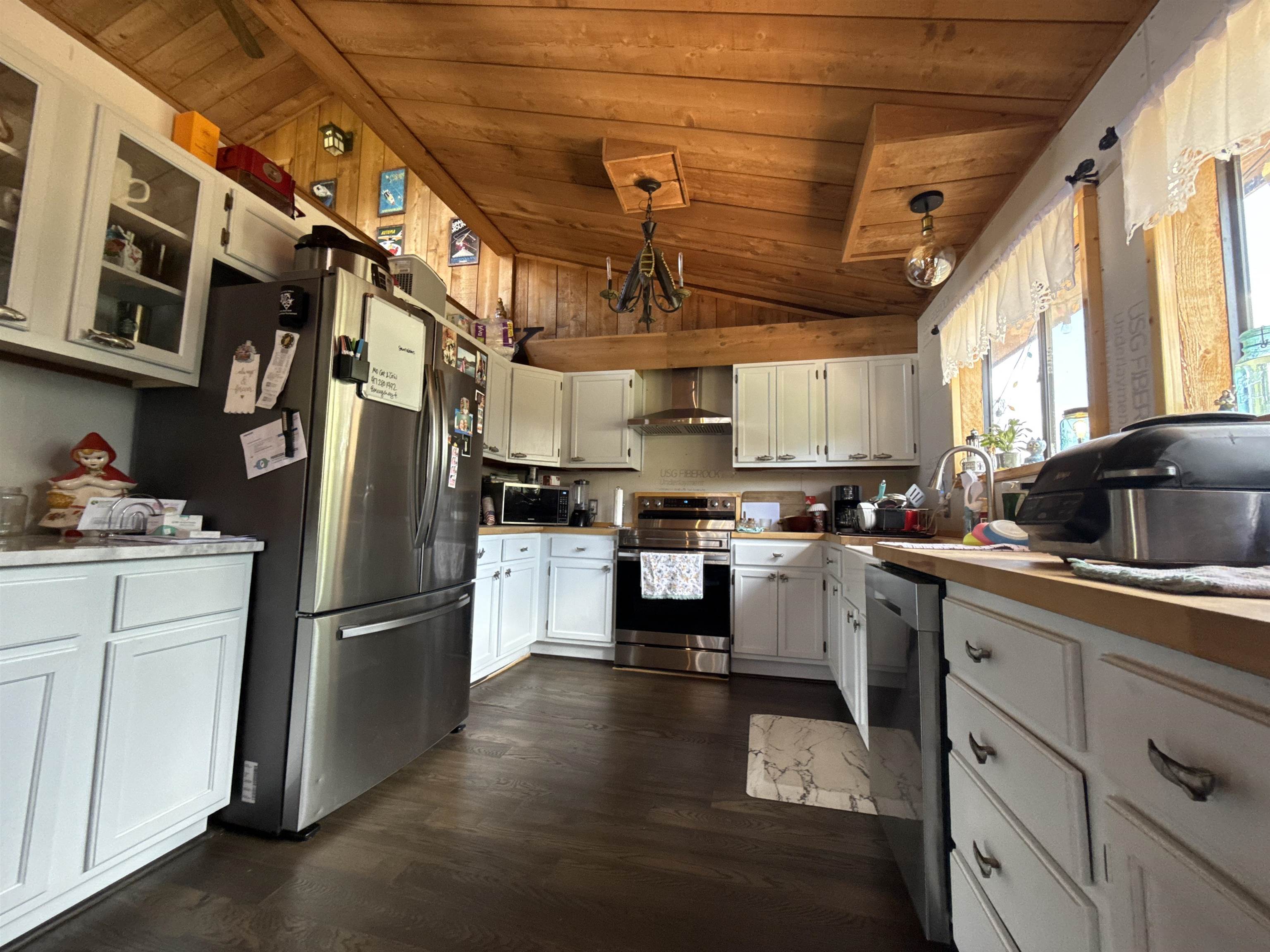 WHITESIDE FORD ESTATE - Residential