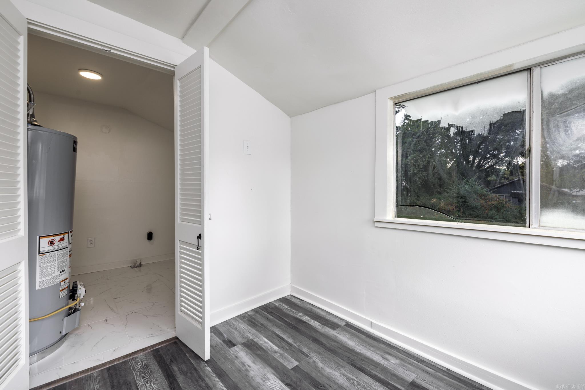 GRESHAMS ADDN - Residential