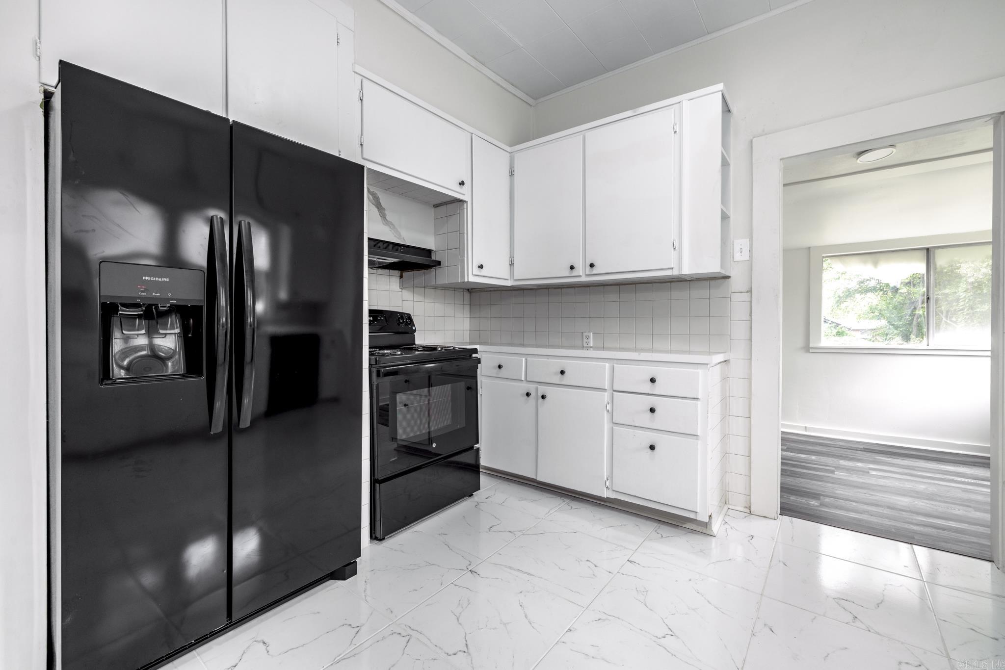 GRESHAMS ADDN - Residential