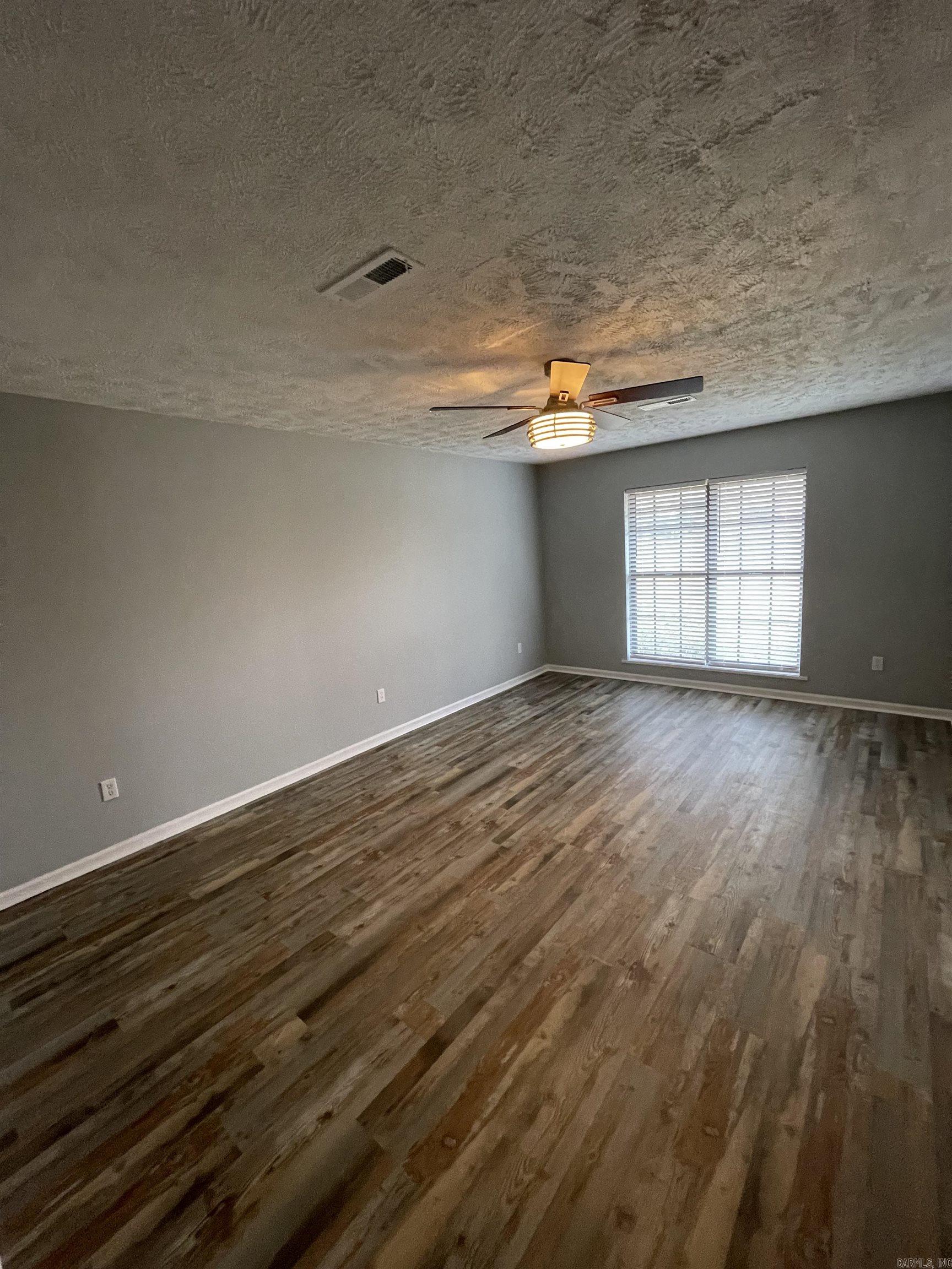 STAGECOACH VILLAGE - Residential