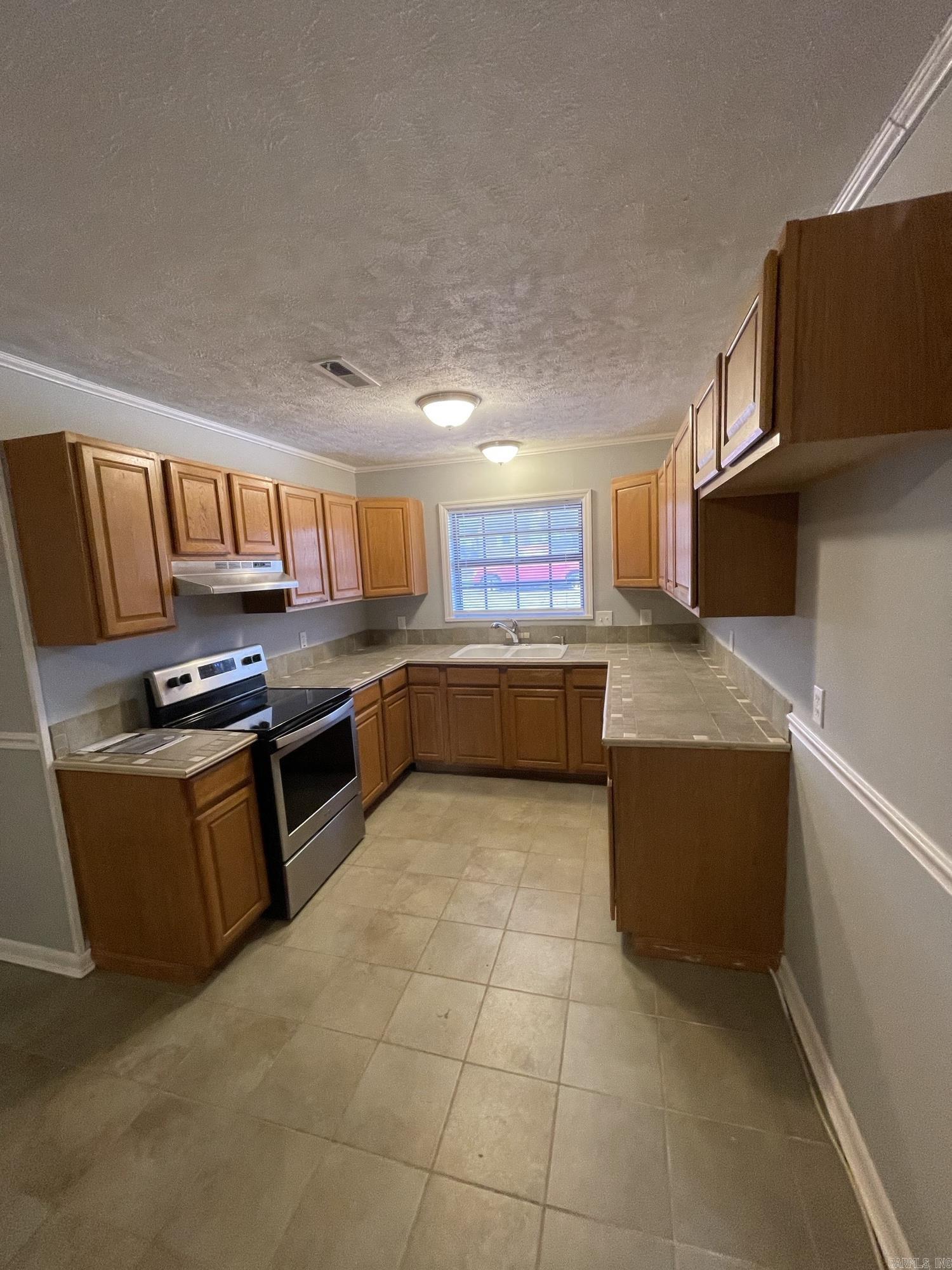 STAGECOACH VILLAGE - Residential