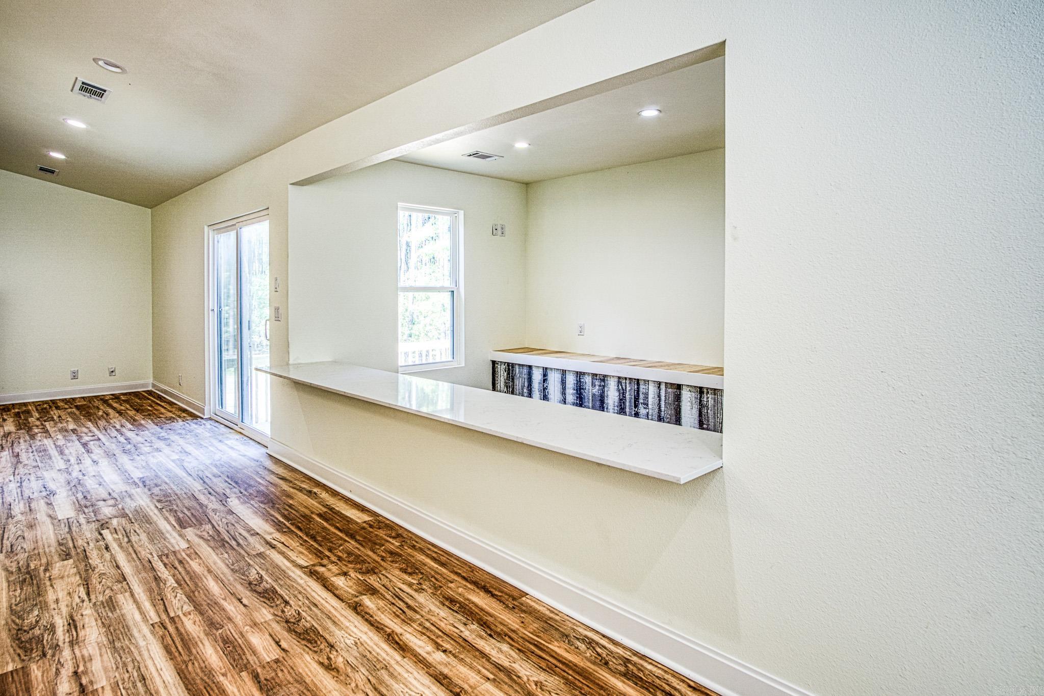 ALTA VISTA - Residential