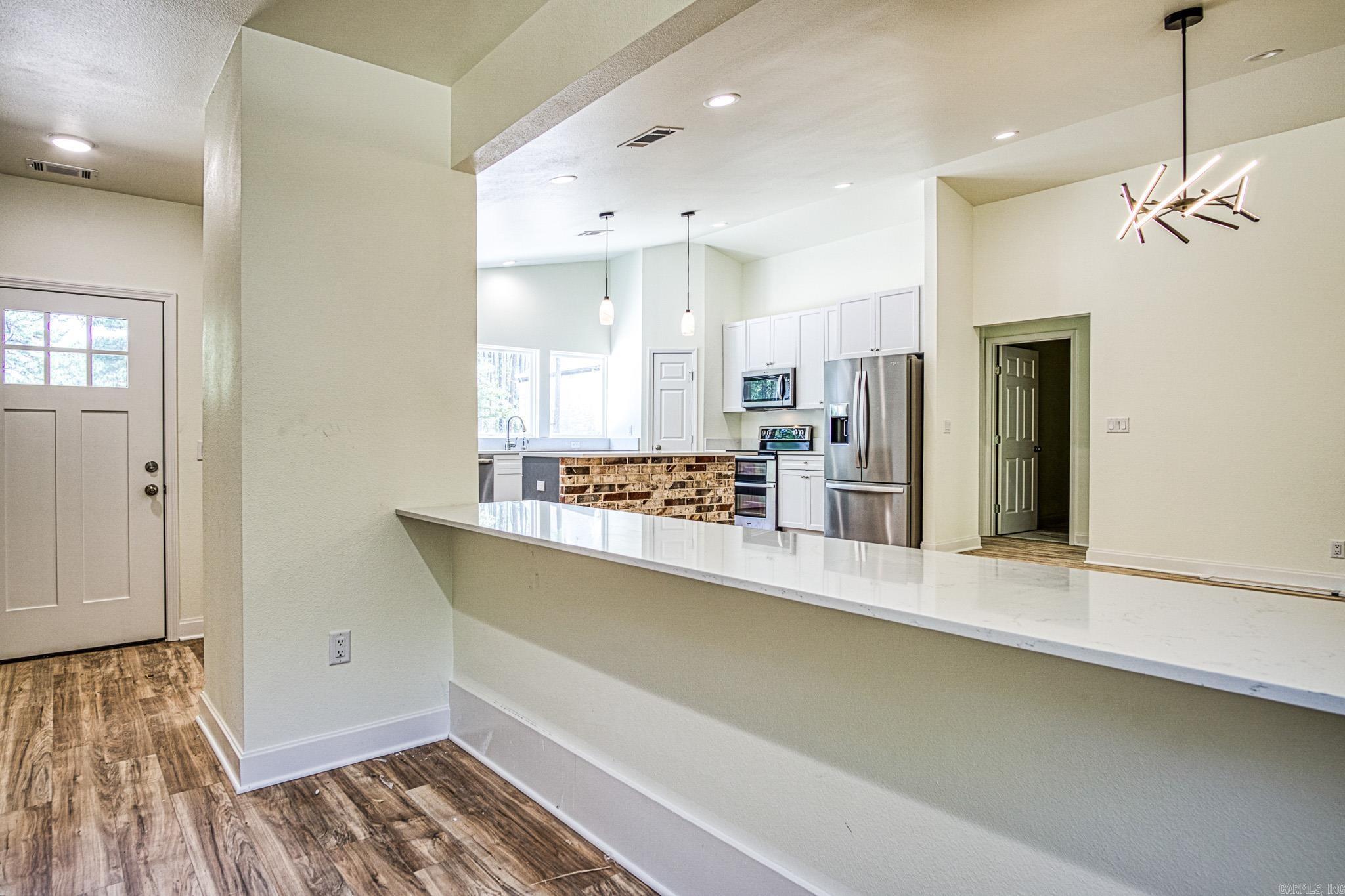 ALTA VISTA - Residential