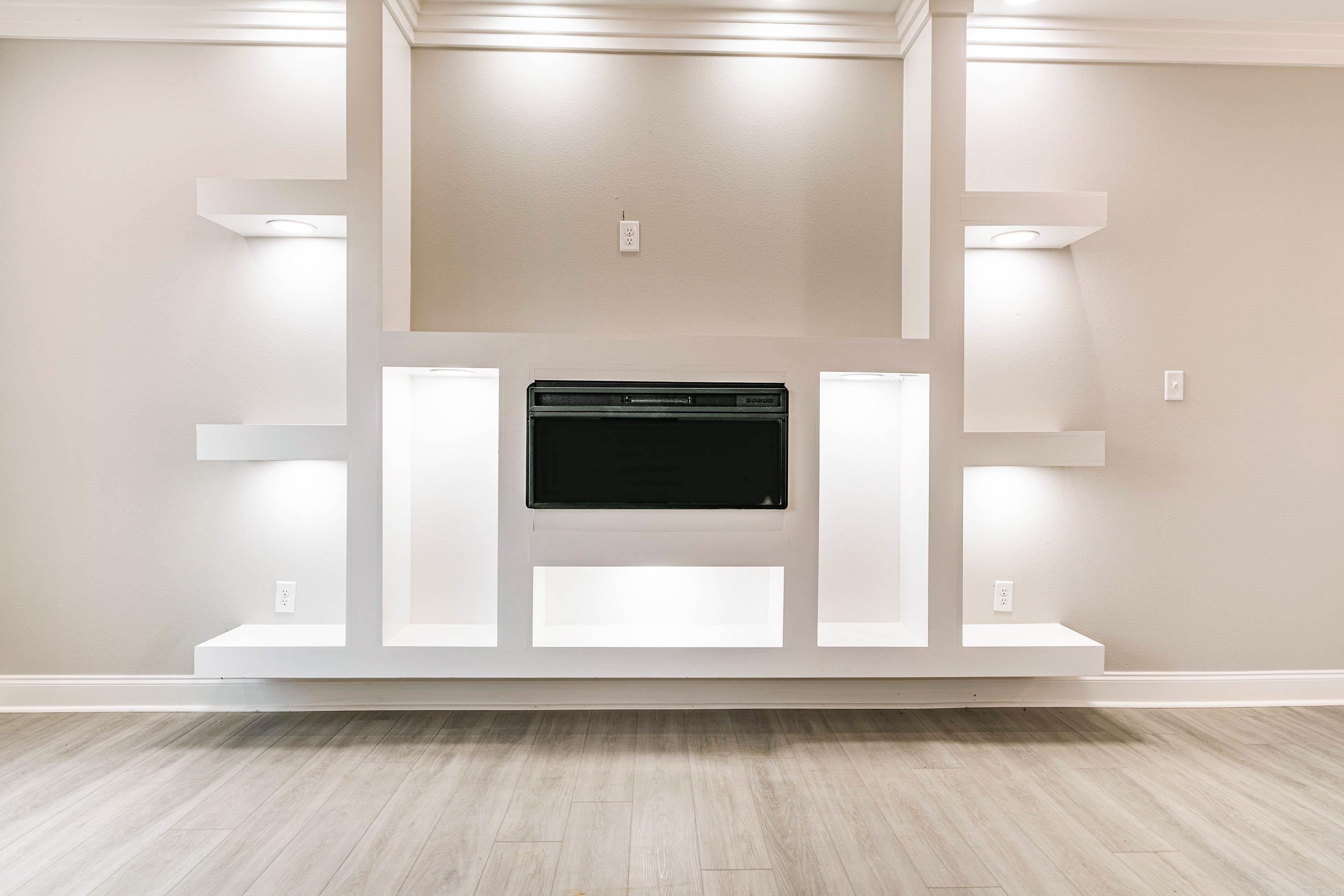 TUXEDO PARK EXTENSION - Residential