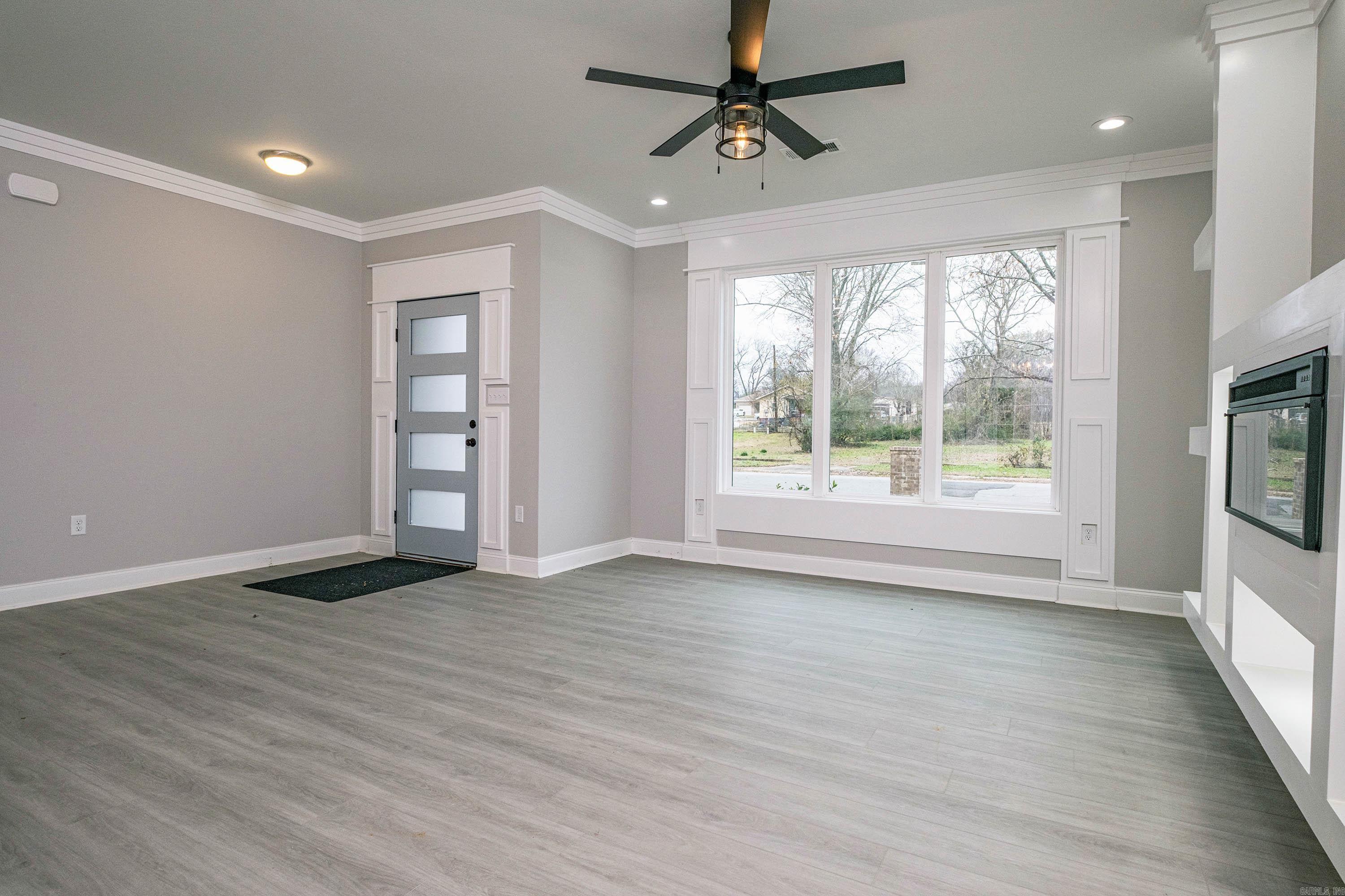 TUXEDO PARK EXTENSION - Residential