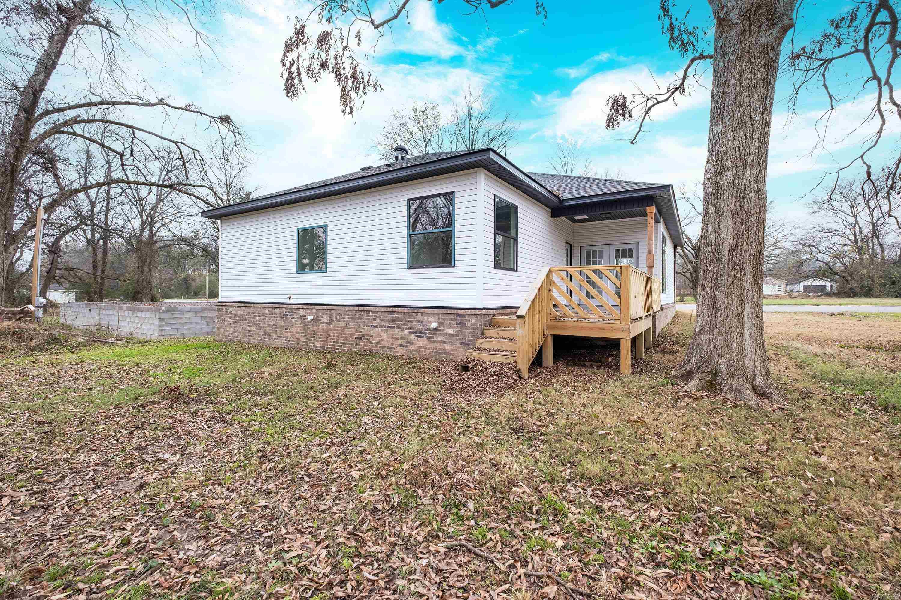 TUXEDO PARK EXTENSION - Residential