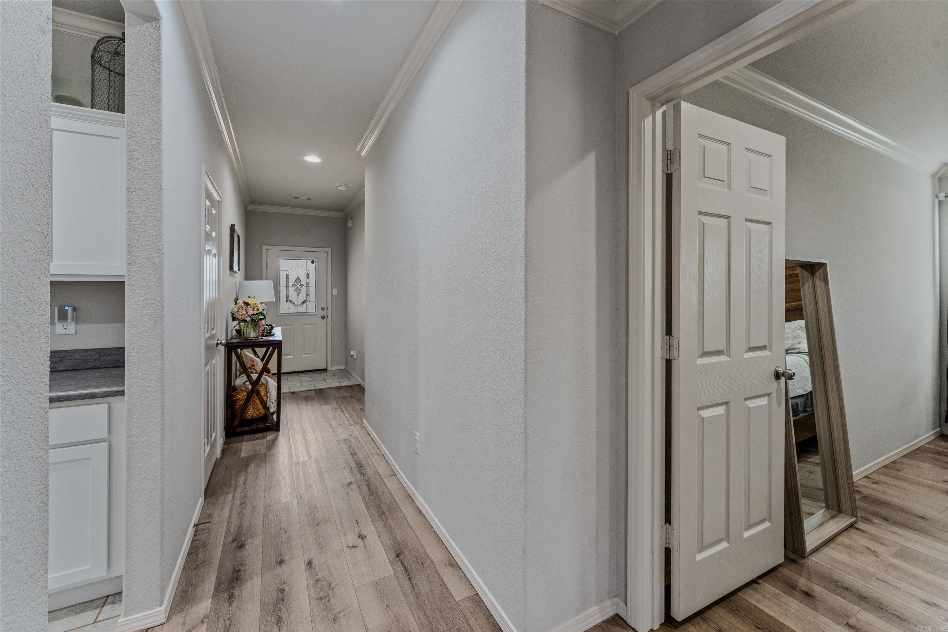 BENJAMIN GROVE - Residential