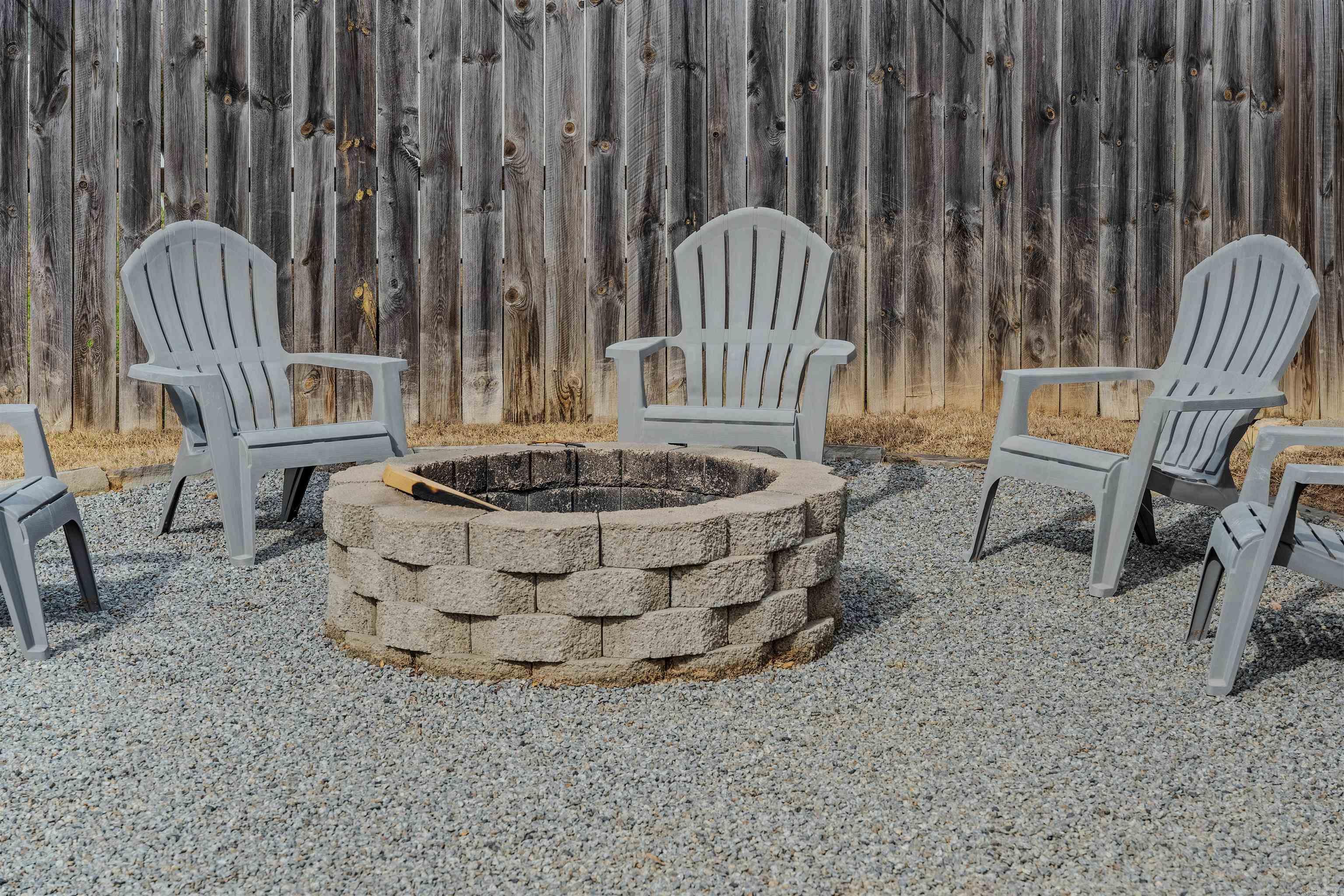 BENJAMIN GROVE - Residential