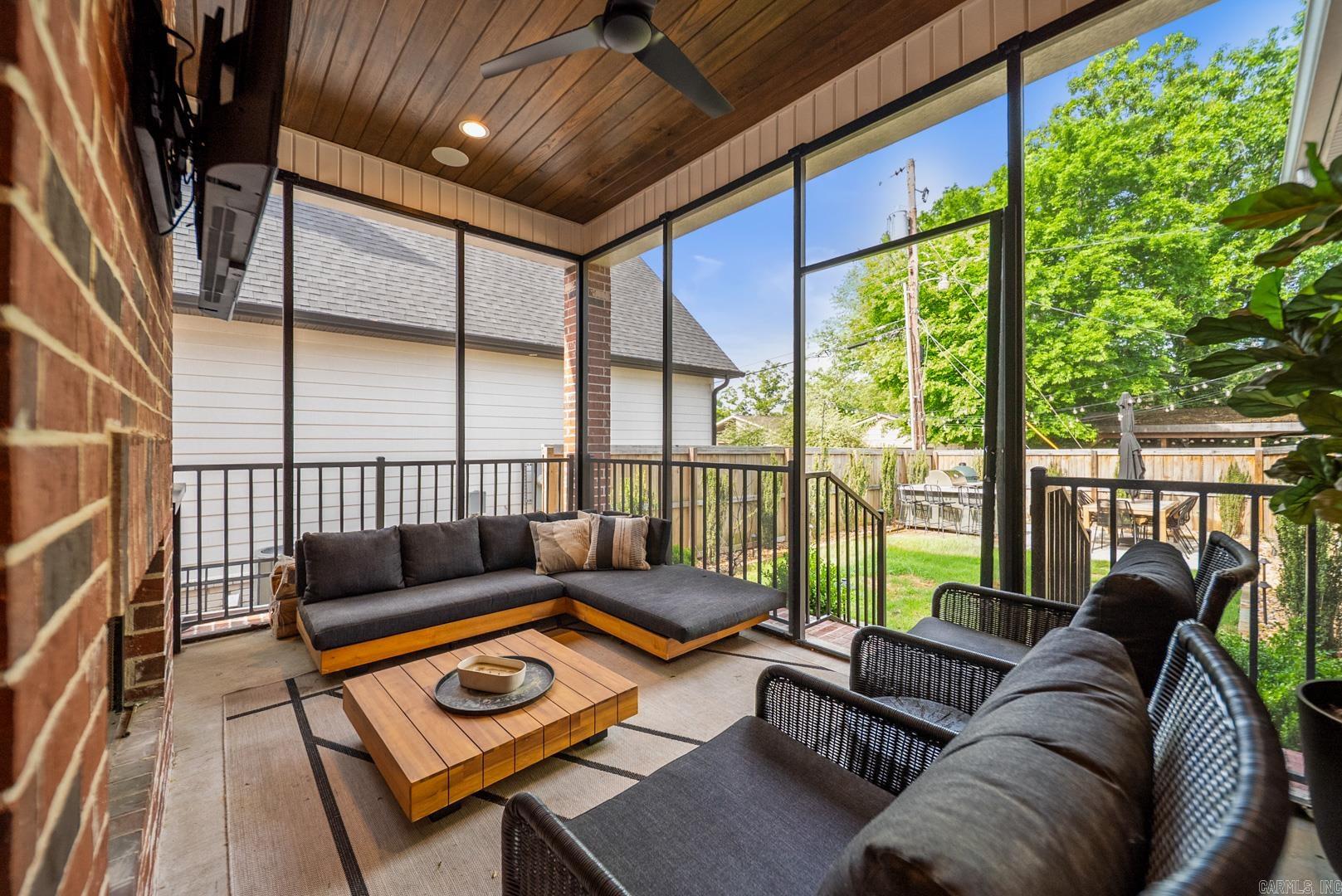 MOUNTAIN PARK - Residential