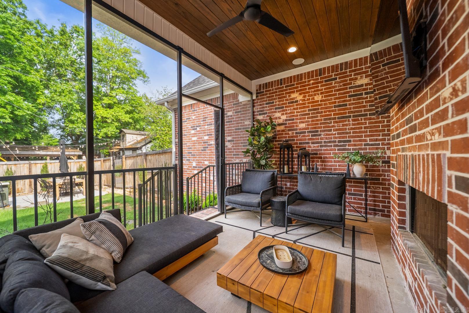 MOUNTAIN PARK - Residential