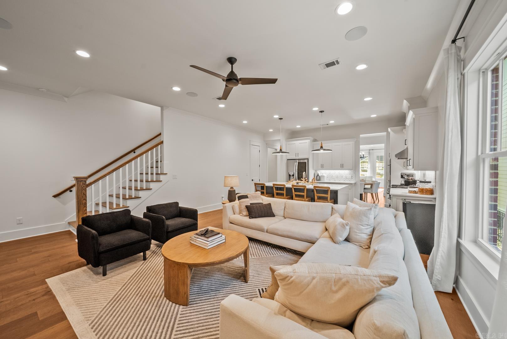 MOUNTAIN PARK - Residential