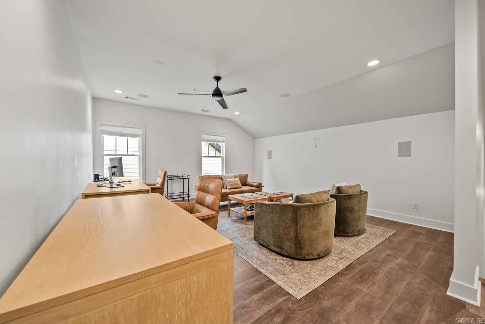 MOUNTAIN PARK - Residential