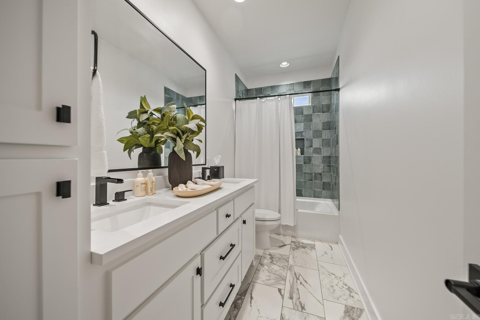 MOUNTAIN PARK - Residential