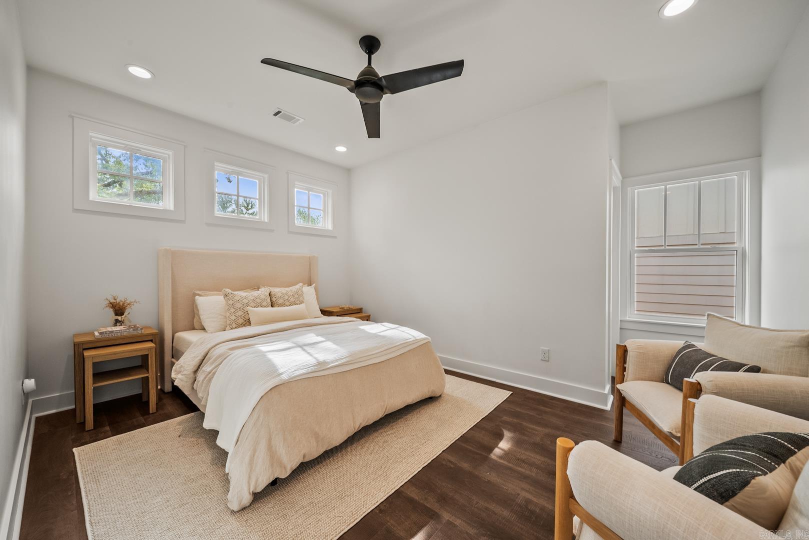 MOUNTAIN PARK - Residential