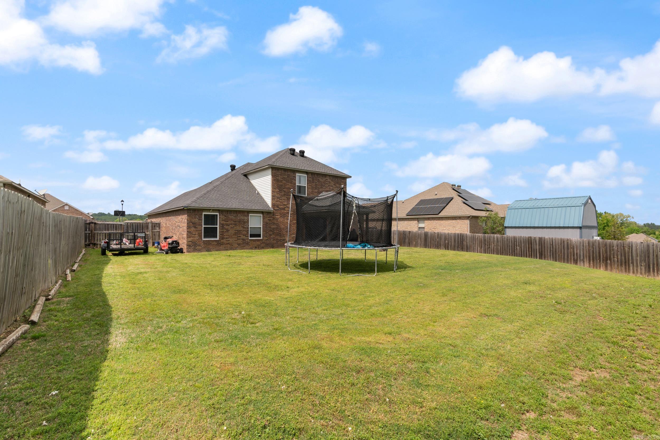 NORTH HILLS - Residential