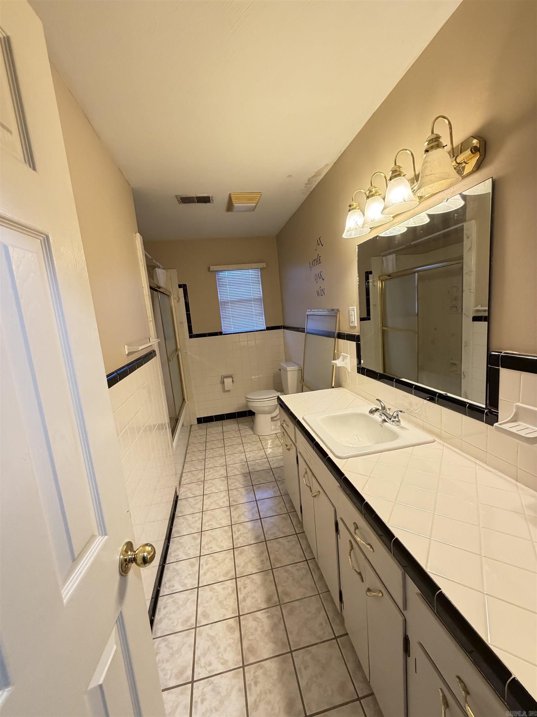 HOLIDAY PARK - Residential