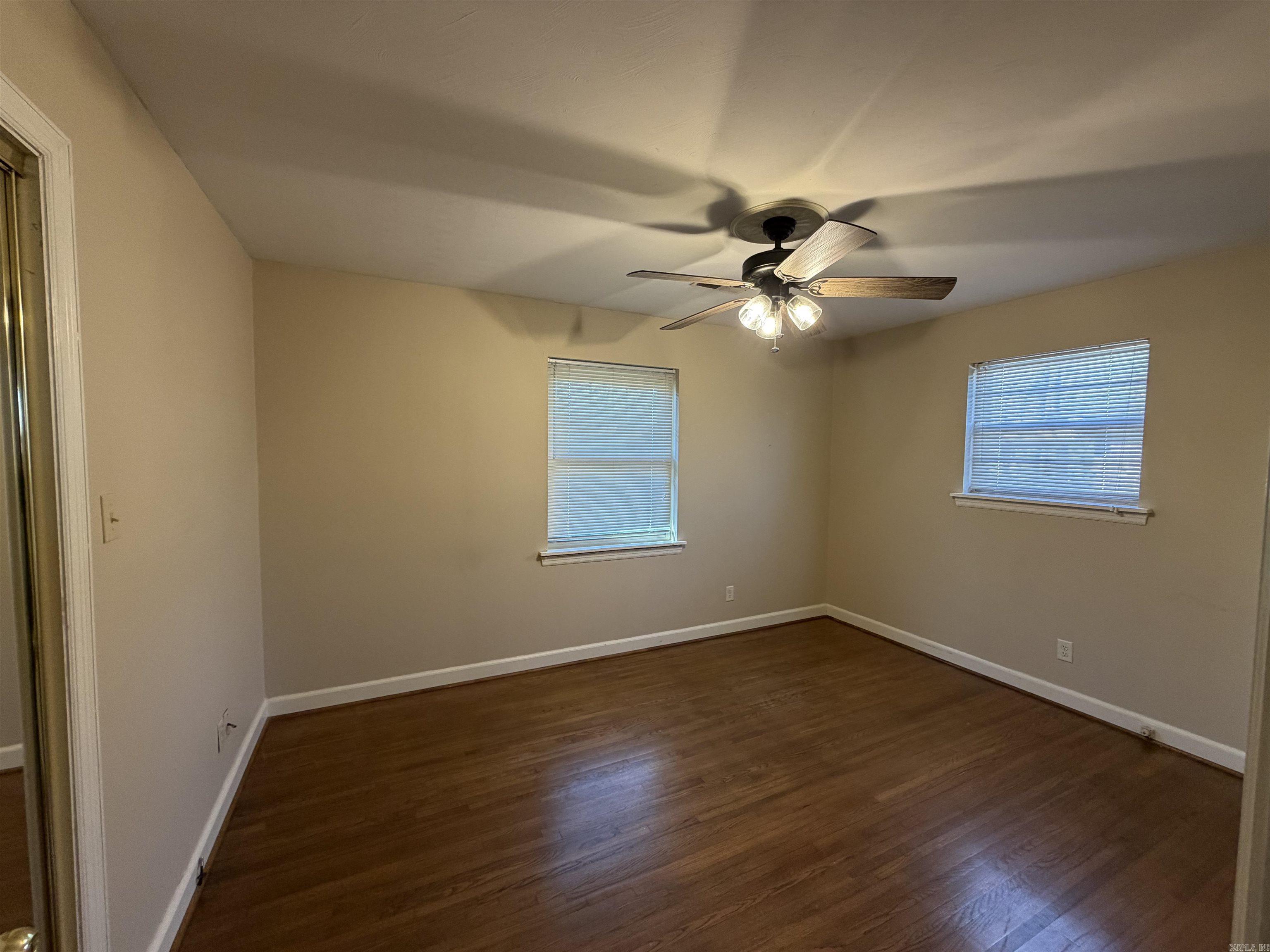 HOLIDAY PARK - Residential