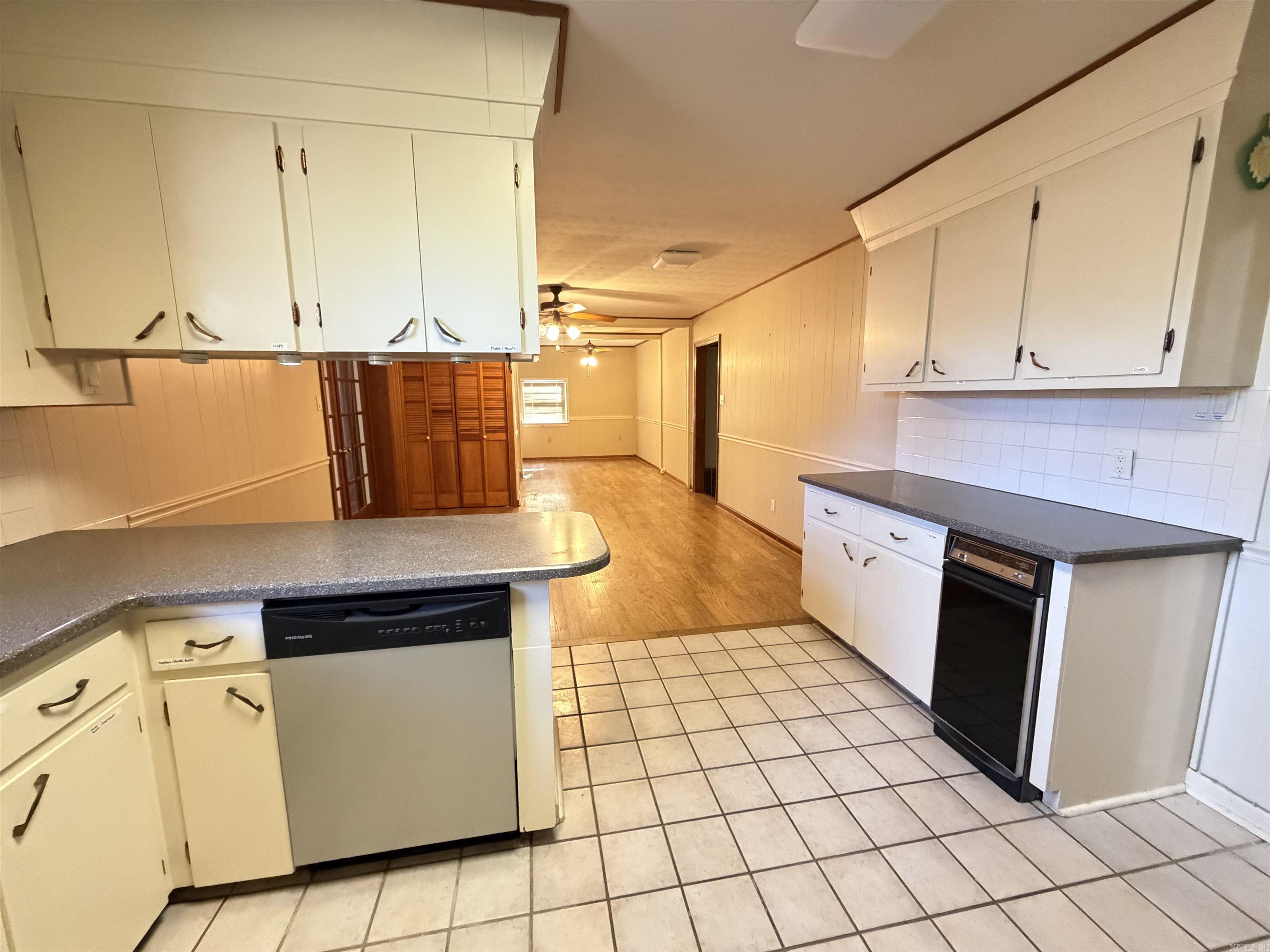 HOLIDAY PARK - Residential