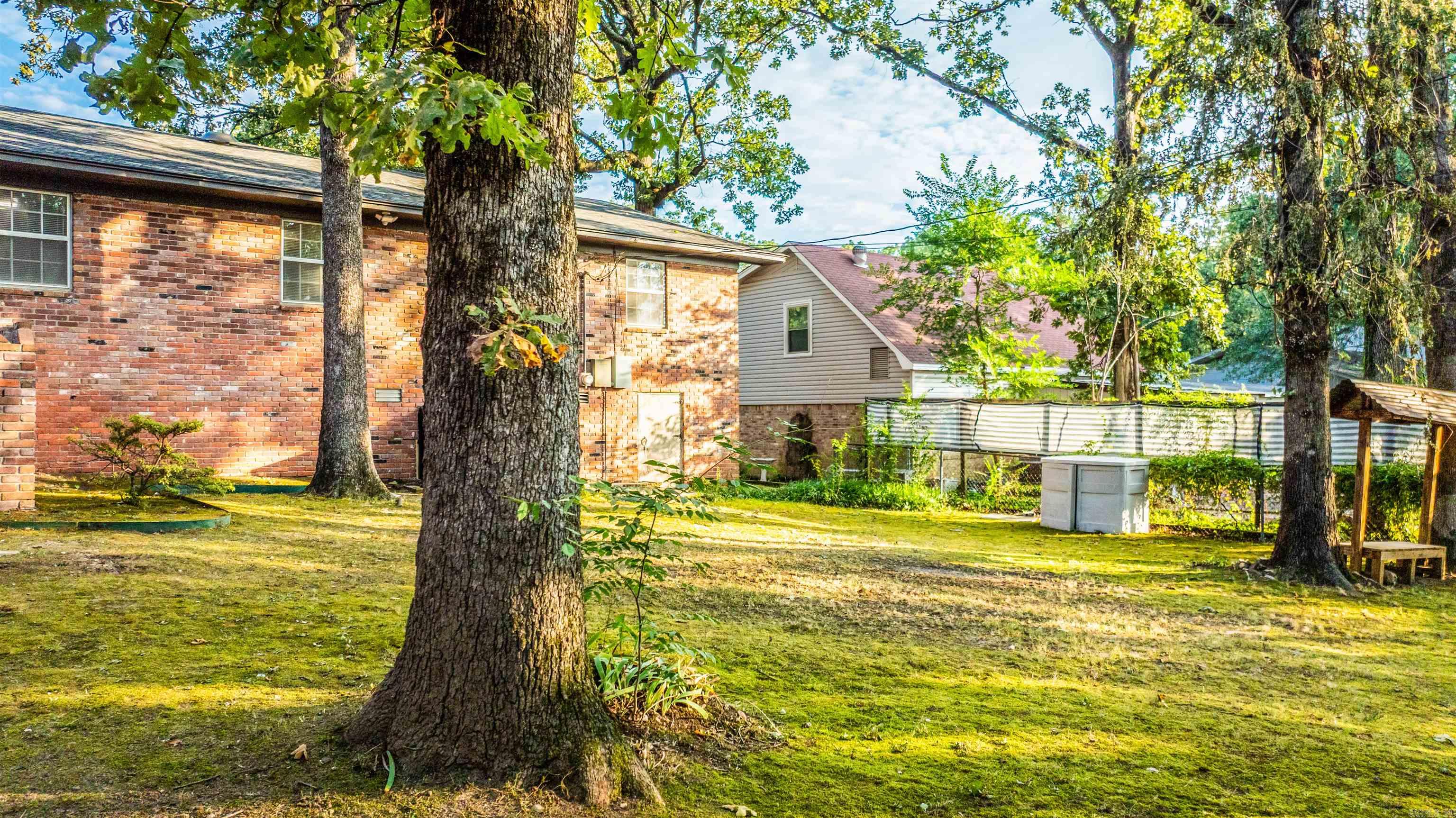 INDIAN HILLS - Residential