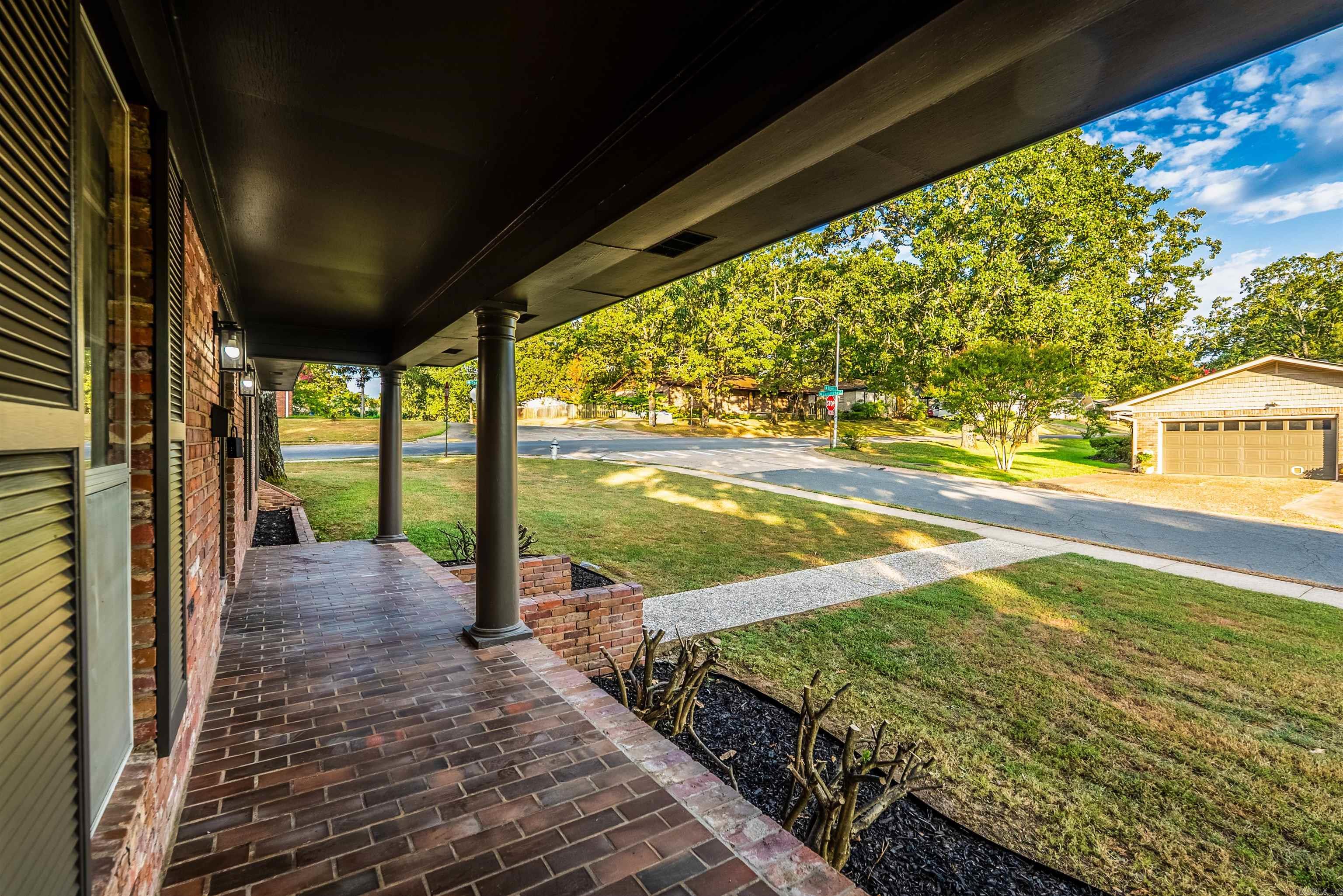 INDIAN HILLS - Residential