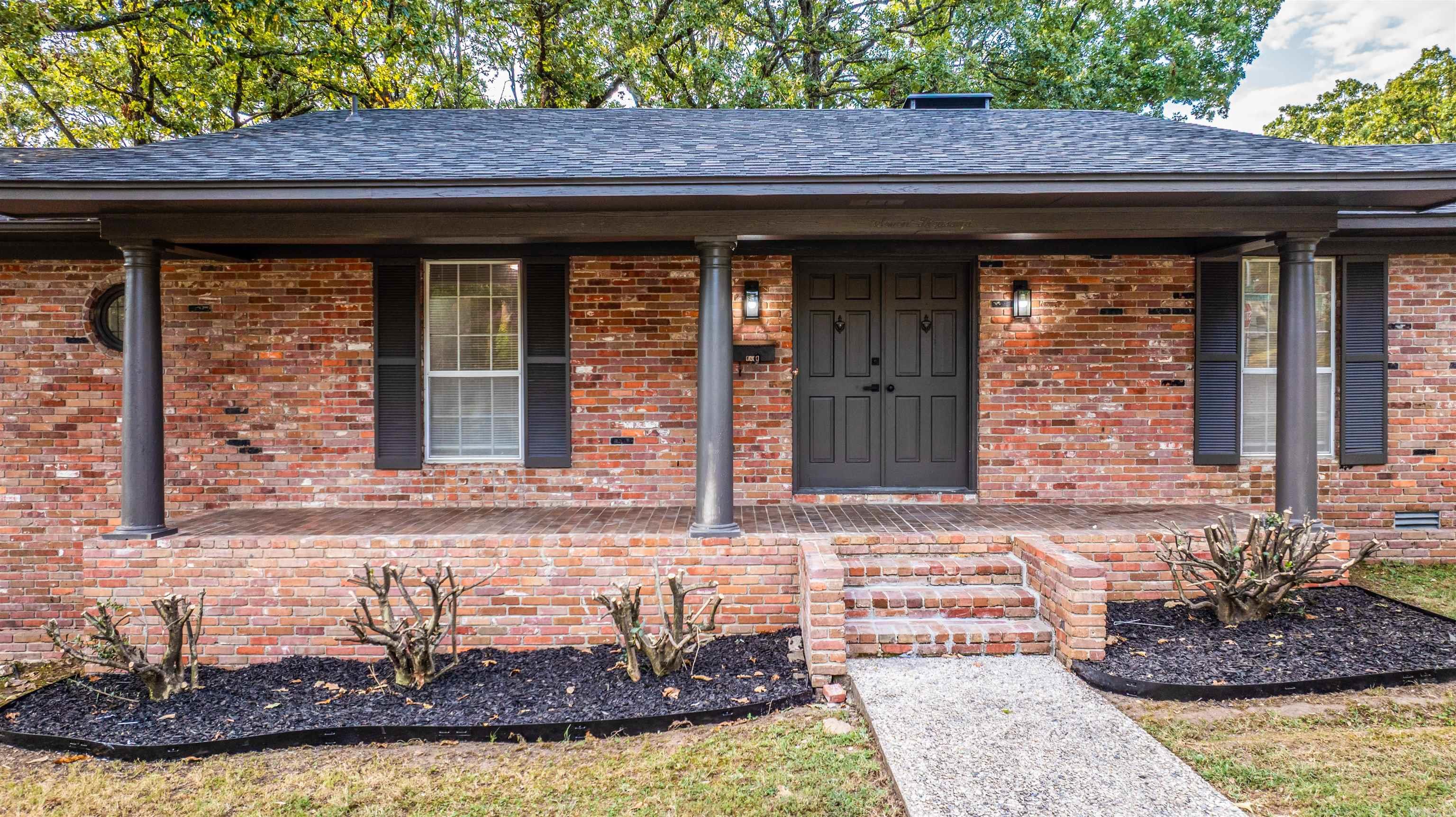 INDIAN HILLS - Residential