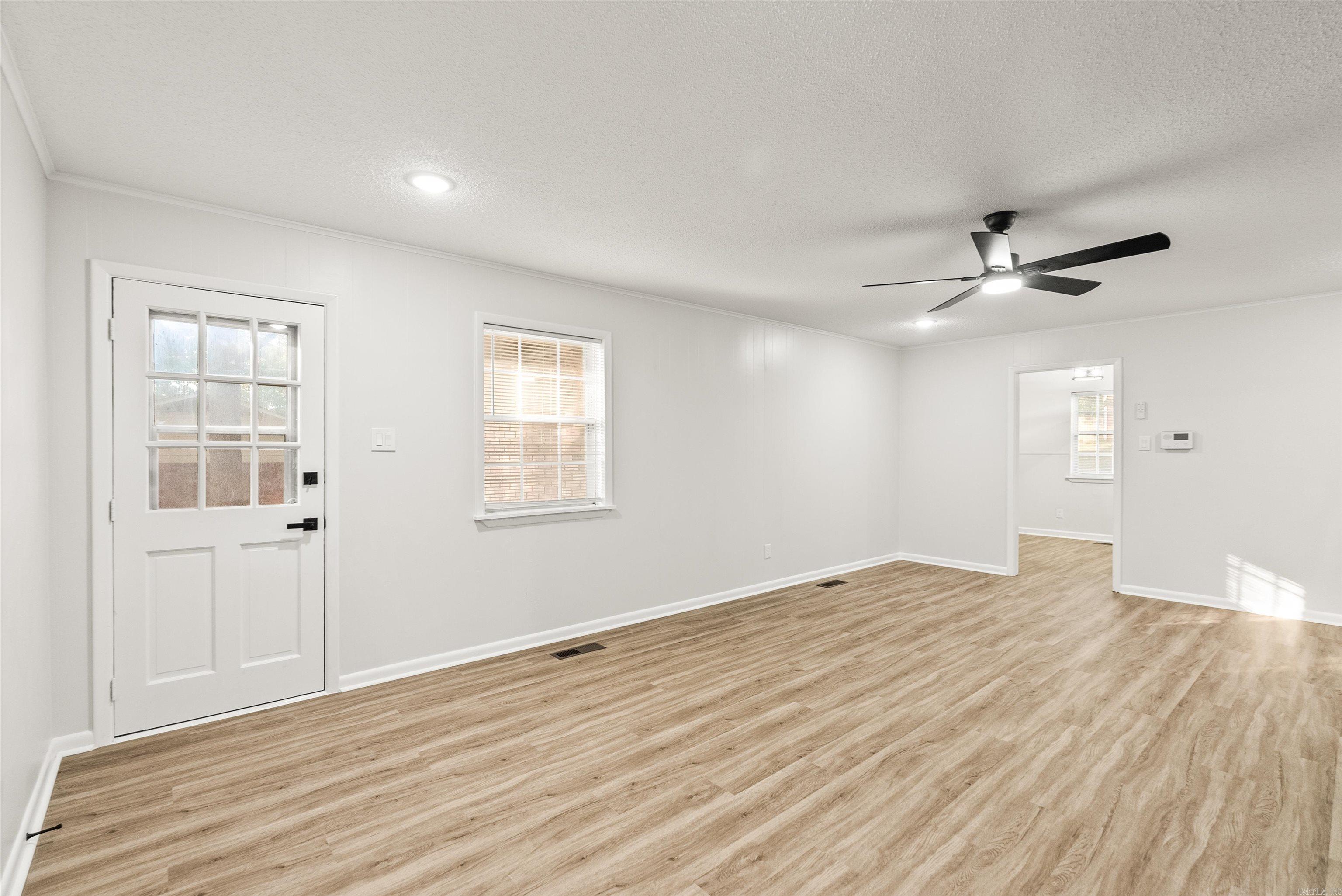 INDIAN HILLS - Residential