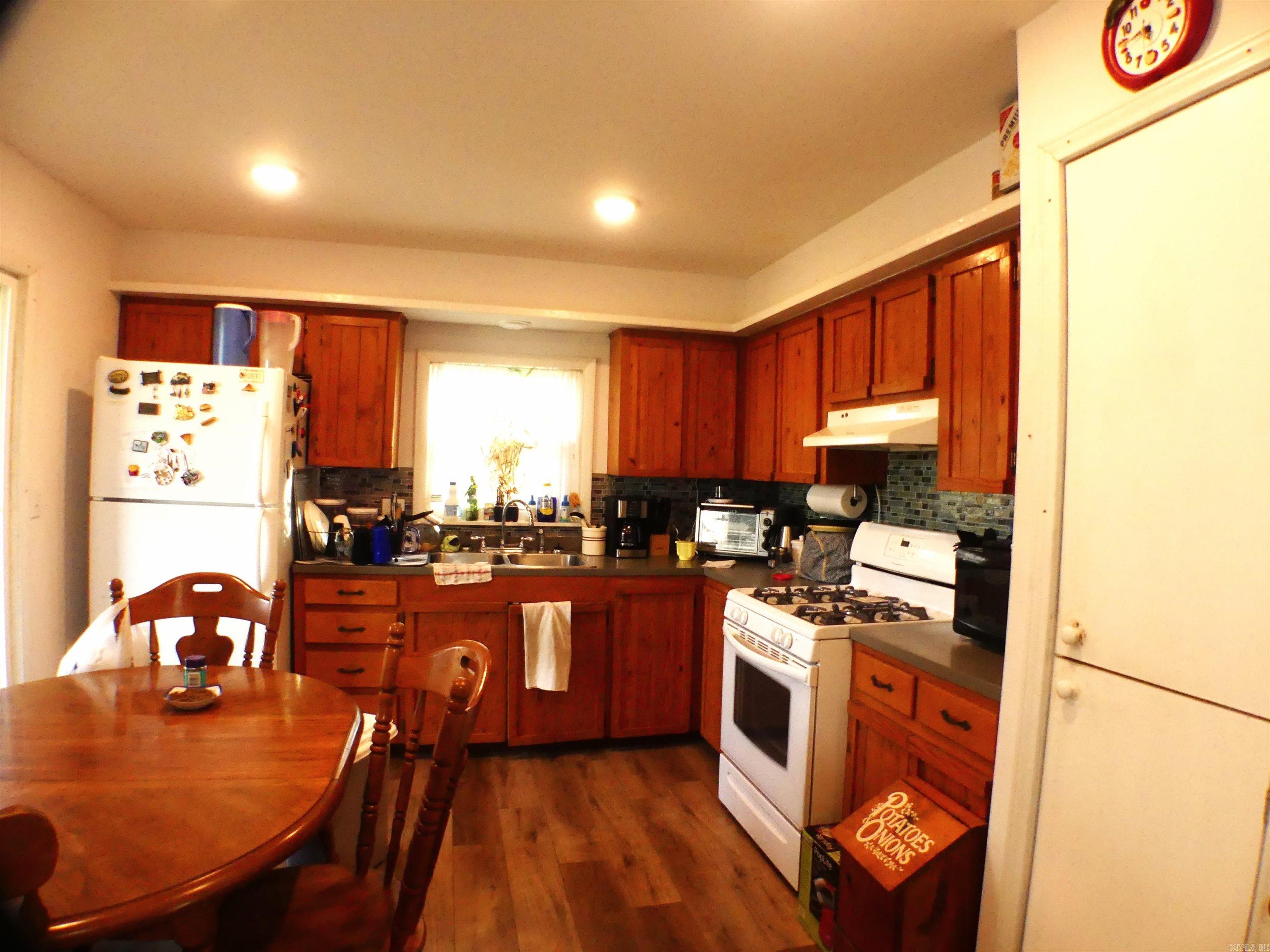 Rural Mena - Residential