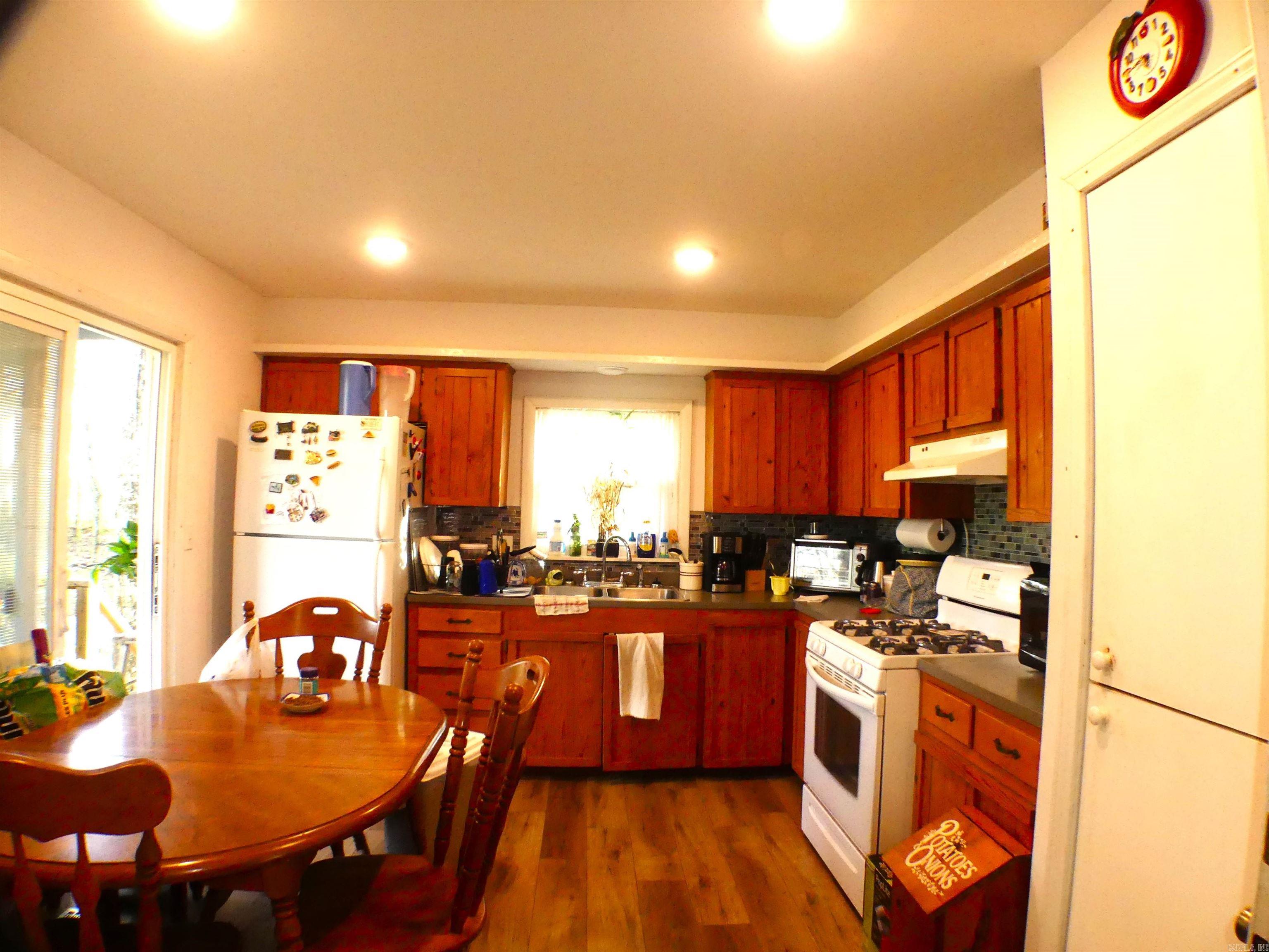 Rural Mena - Residential