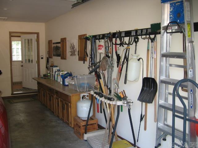 INDIAN HILLS - Residential