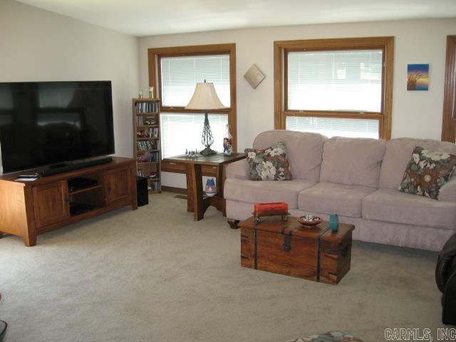 INDIAN HILLS - Residential