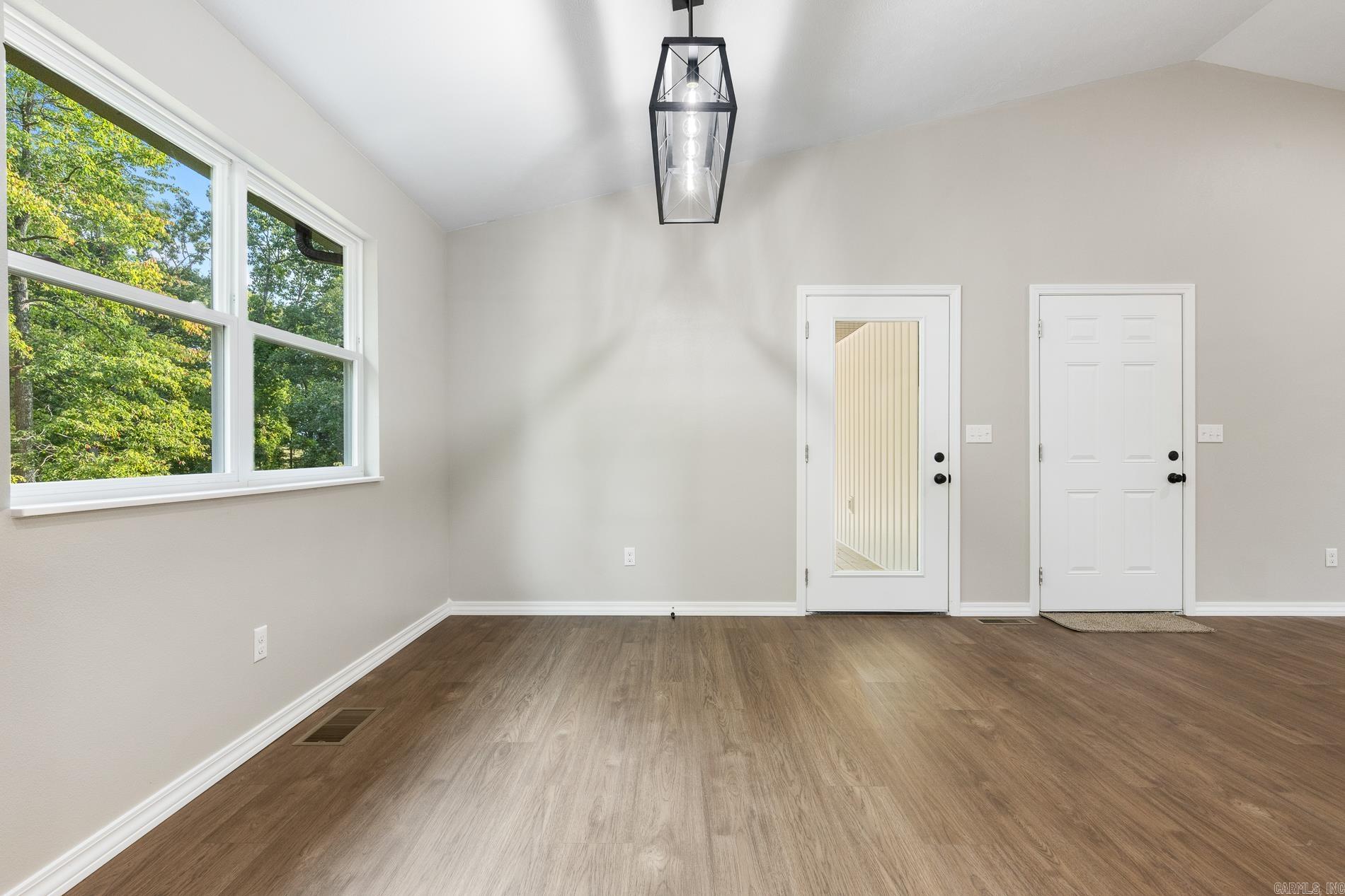 Metes & Bounds - Residential
