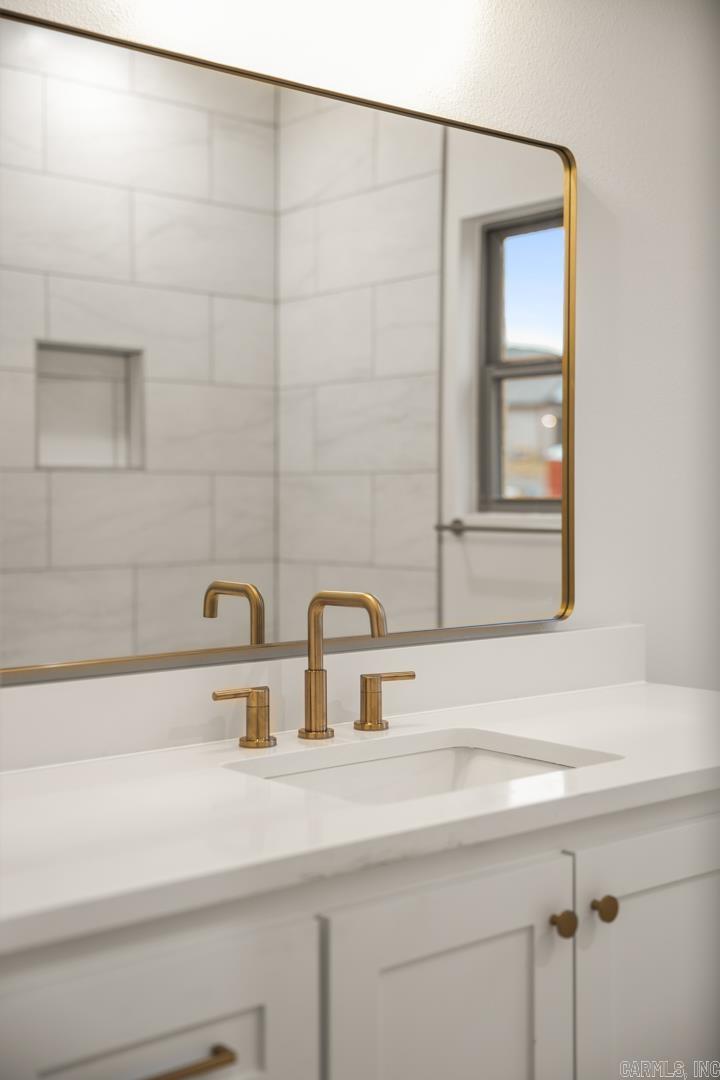 HIDDEN VALLEY ESTATES - Residential