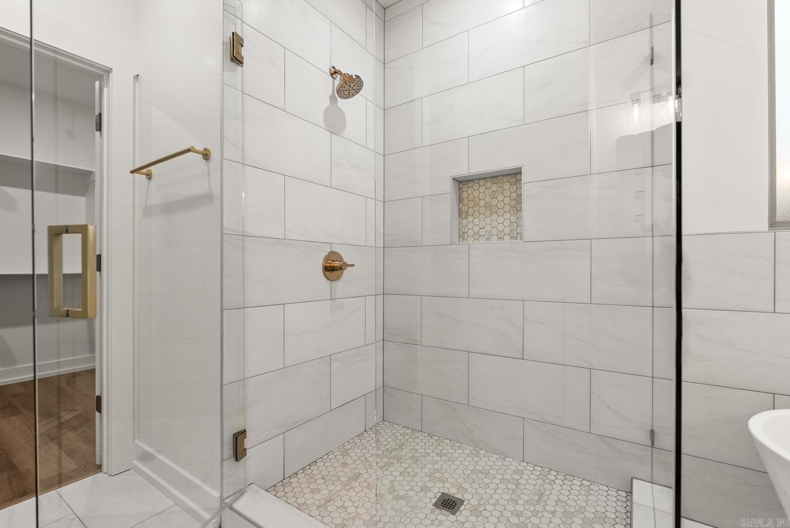 HIDDEN VALLEY ESTATES - Residential