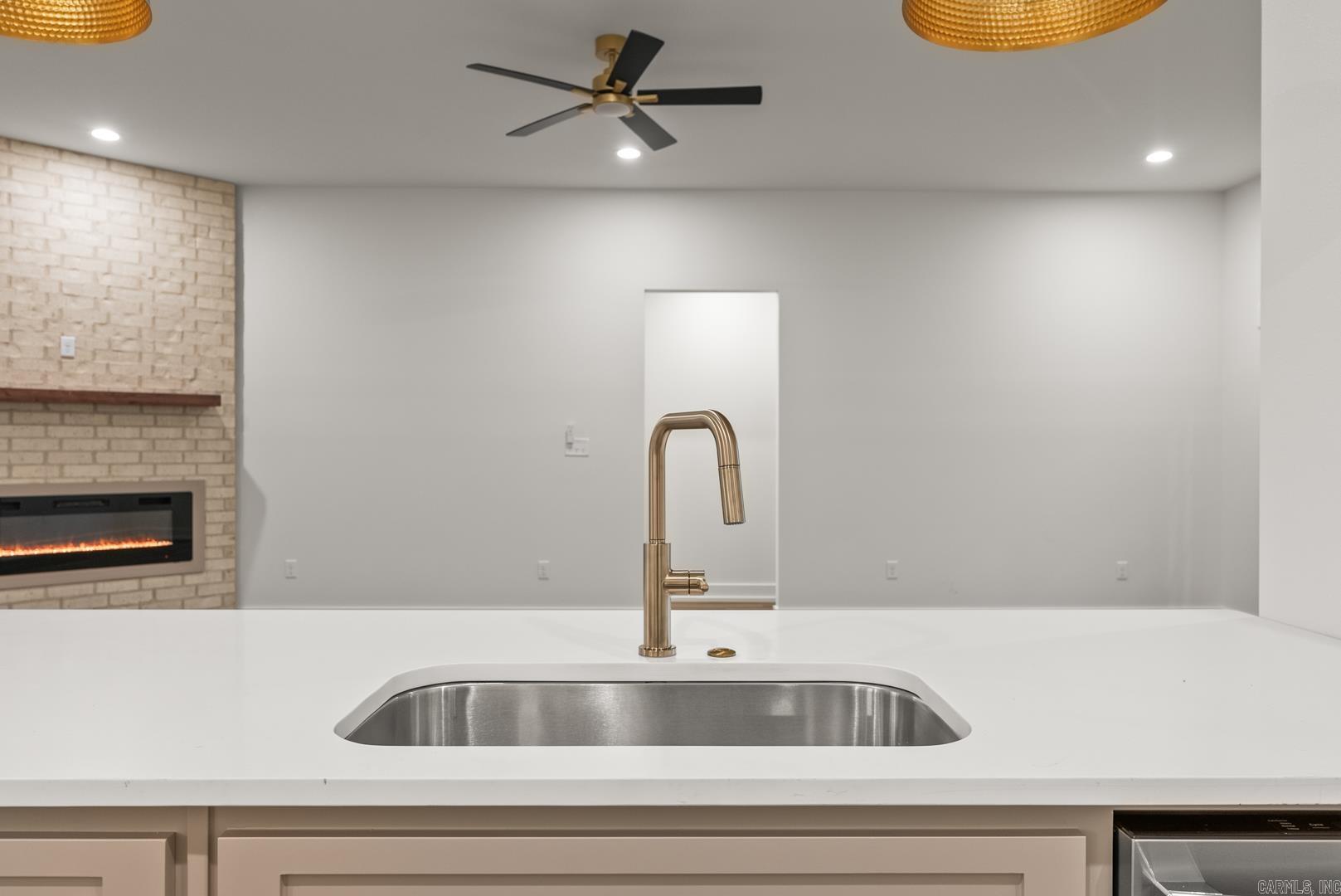 HIDDEN VALLEY ESTATES - Residential