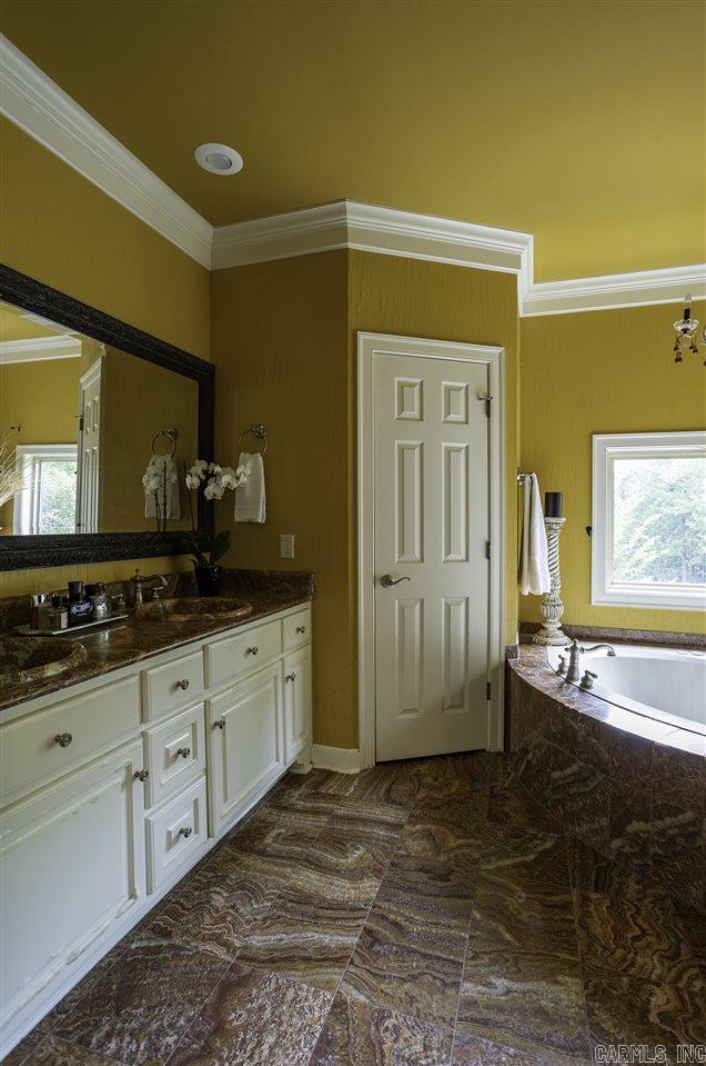 CHENAL VALLEY CHALLAIN PLACE - Residential