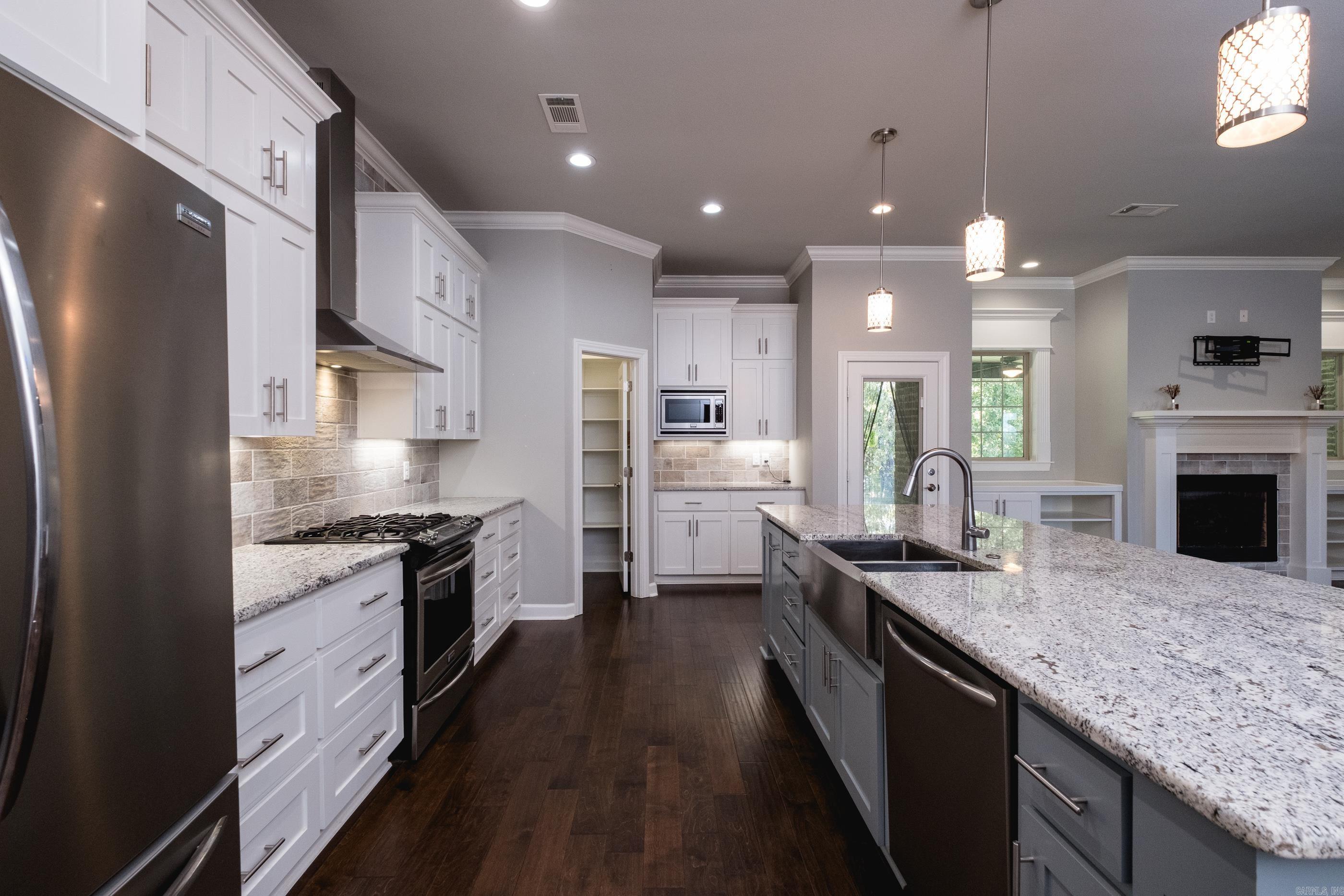 GREYSTONE - Residential