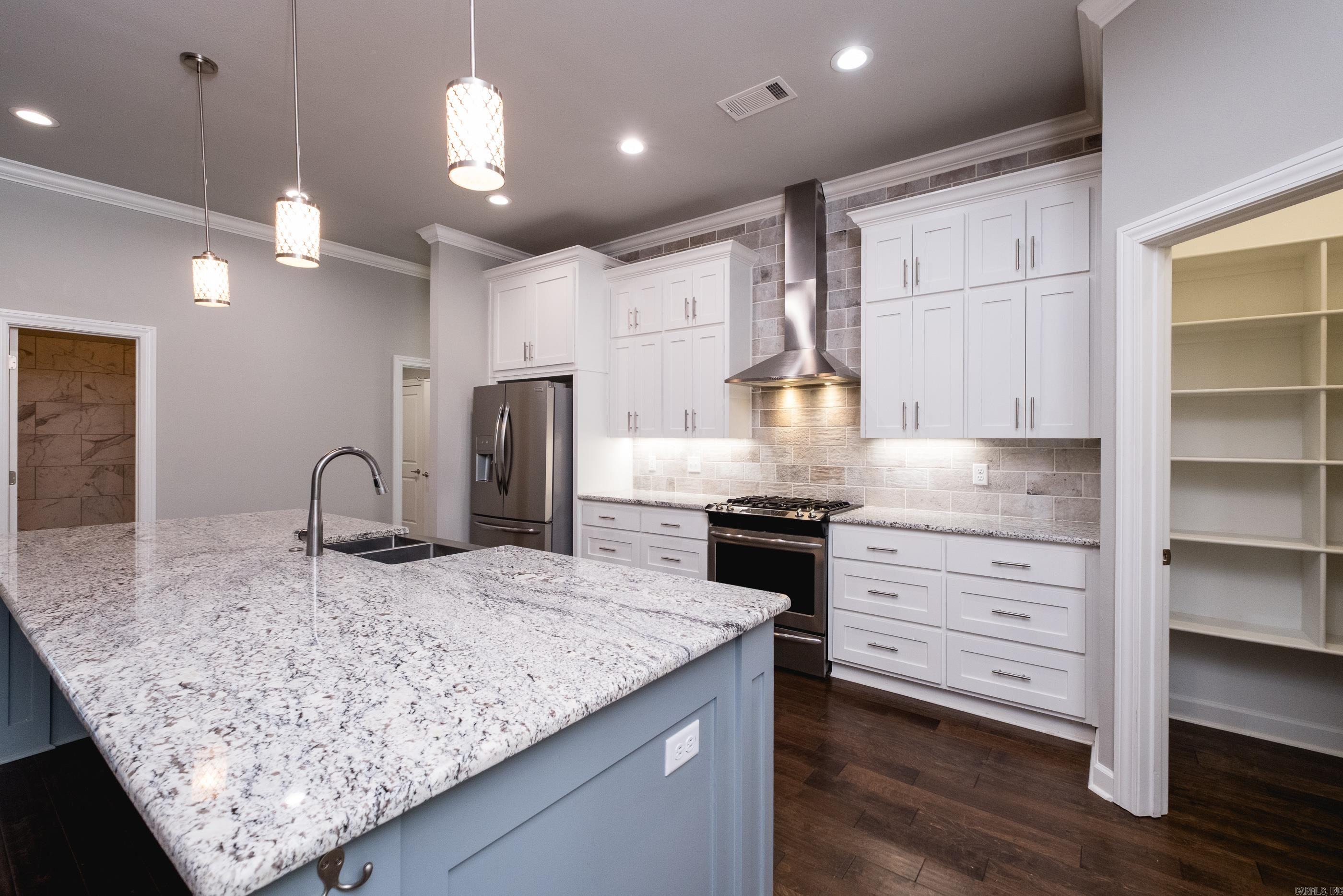 GREYSTONE - Residential