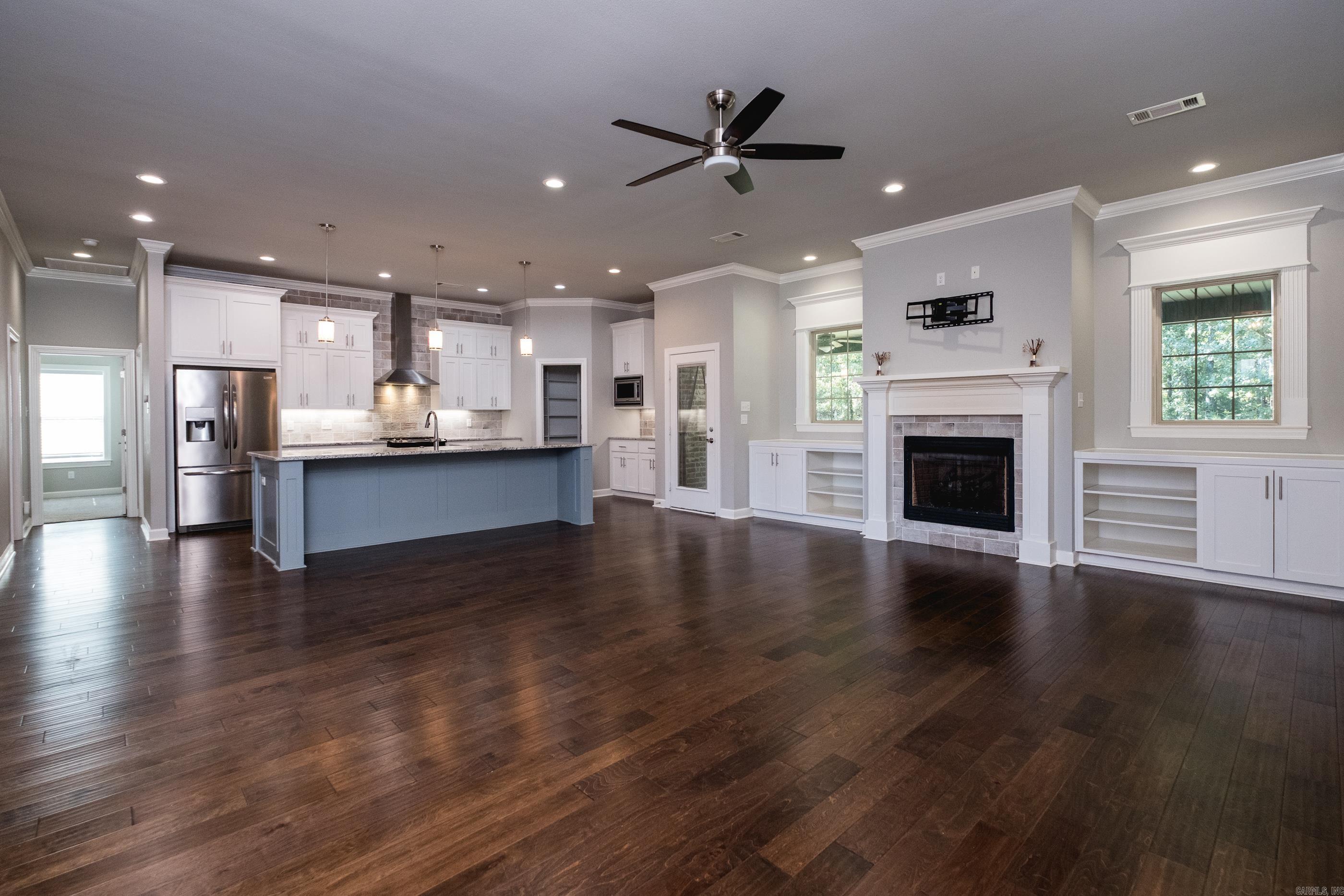 GREYSTONE - Residential