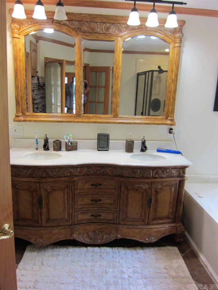 Stoneledge - Residential