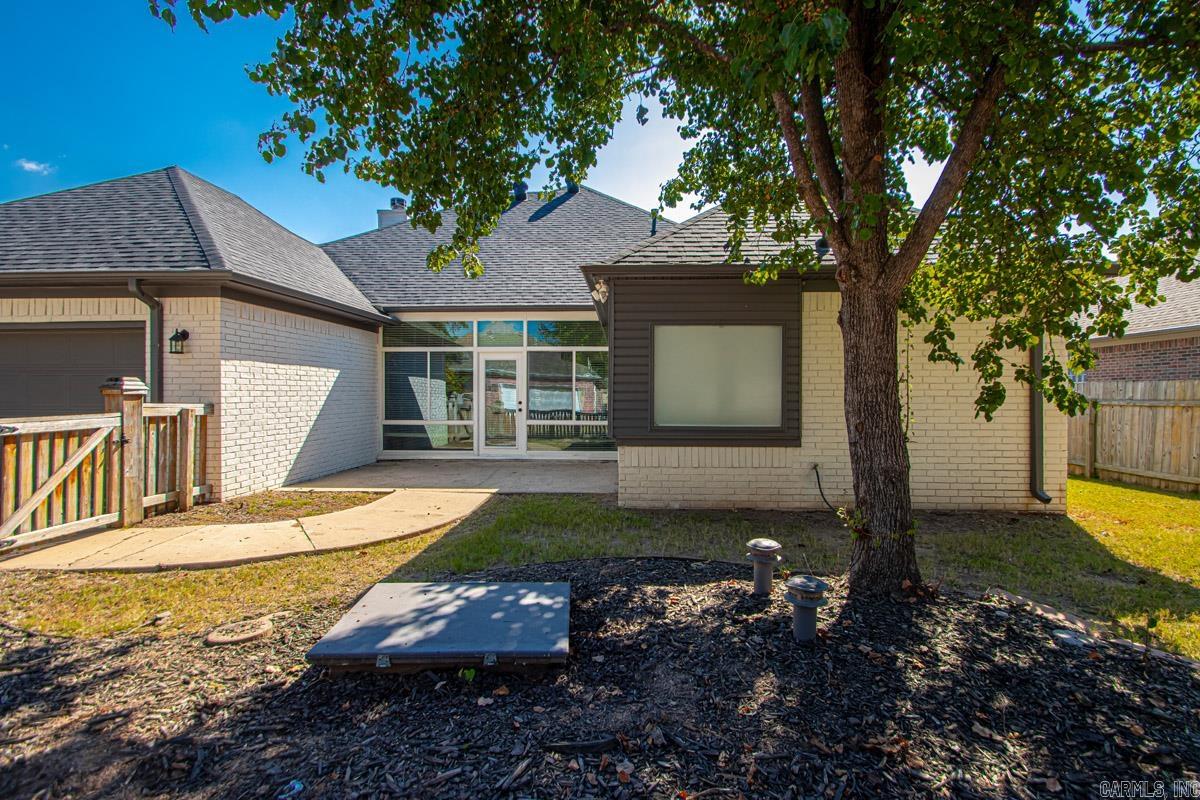 COUNTRY CLUB OF ARK THE - Residential