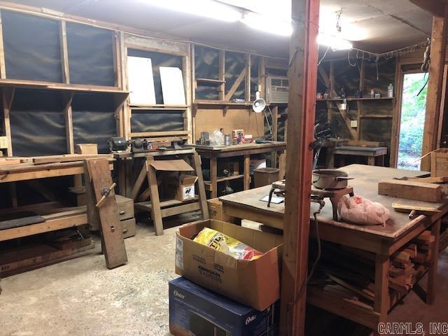 Lyn Dell Arces - Residential