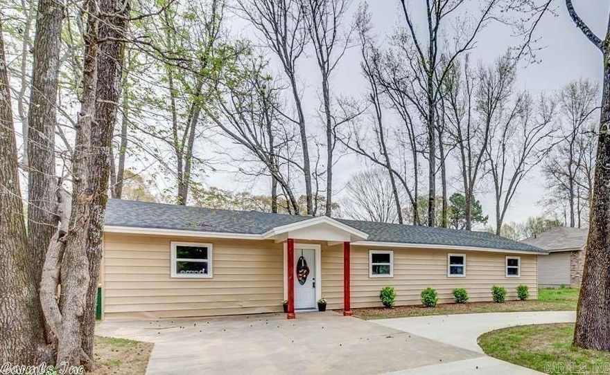 Beautiful 4 bed, 2 bath in heart of Sherwood. Amazing upgrades!