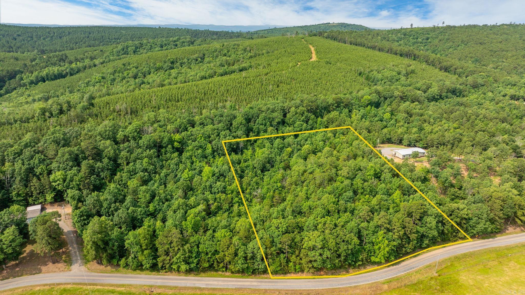 Incredible 3.76 Acre tree covered lot in Stony Point just minutes from Conway. This lot is located in a peaceful and quiet area ready to build your dream home! Water on site and Electricity is at street.